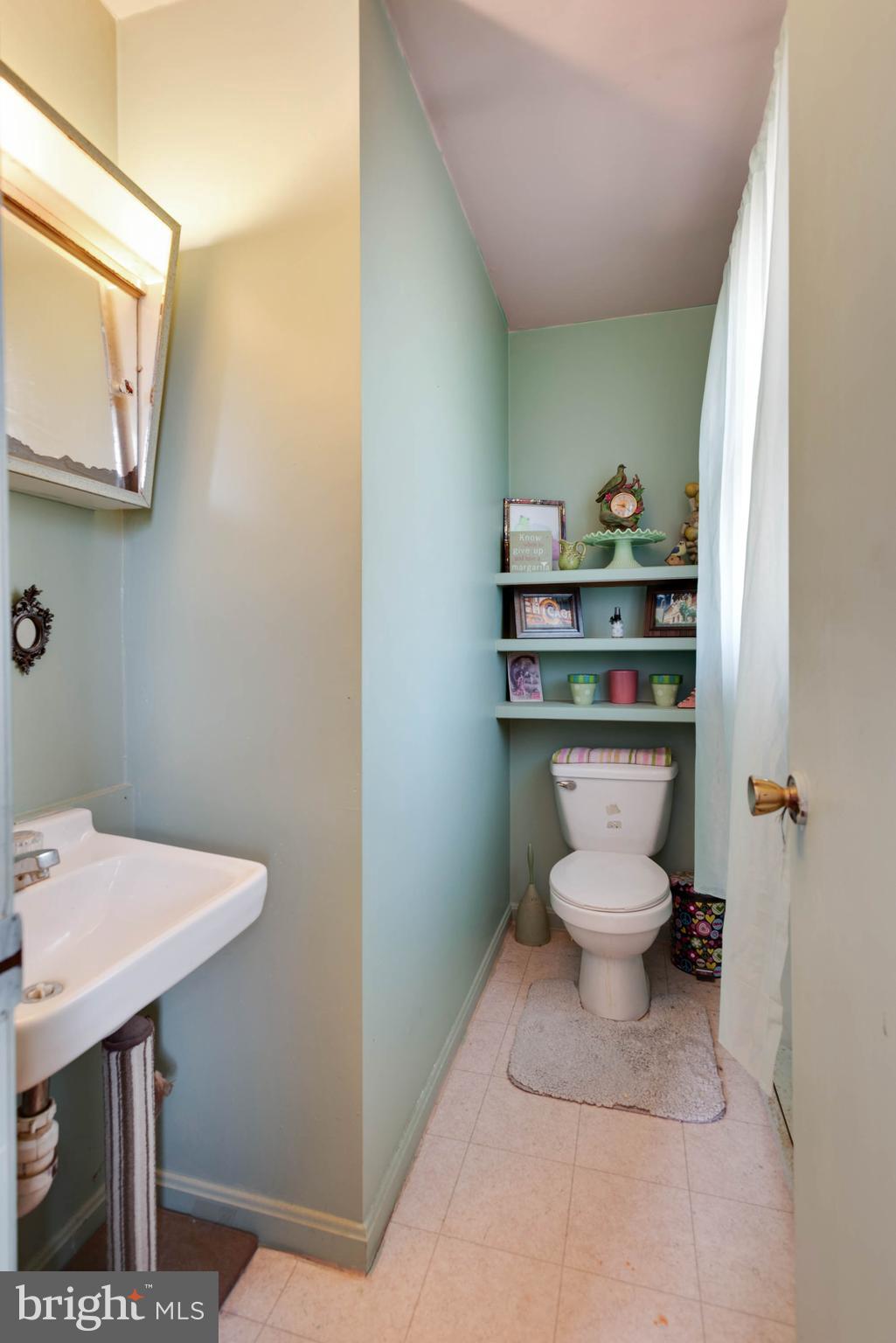 AMISSVILLE - Residential