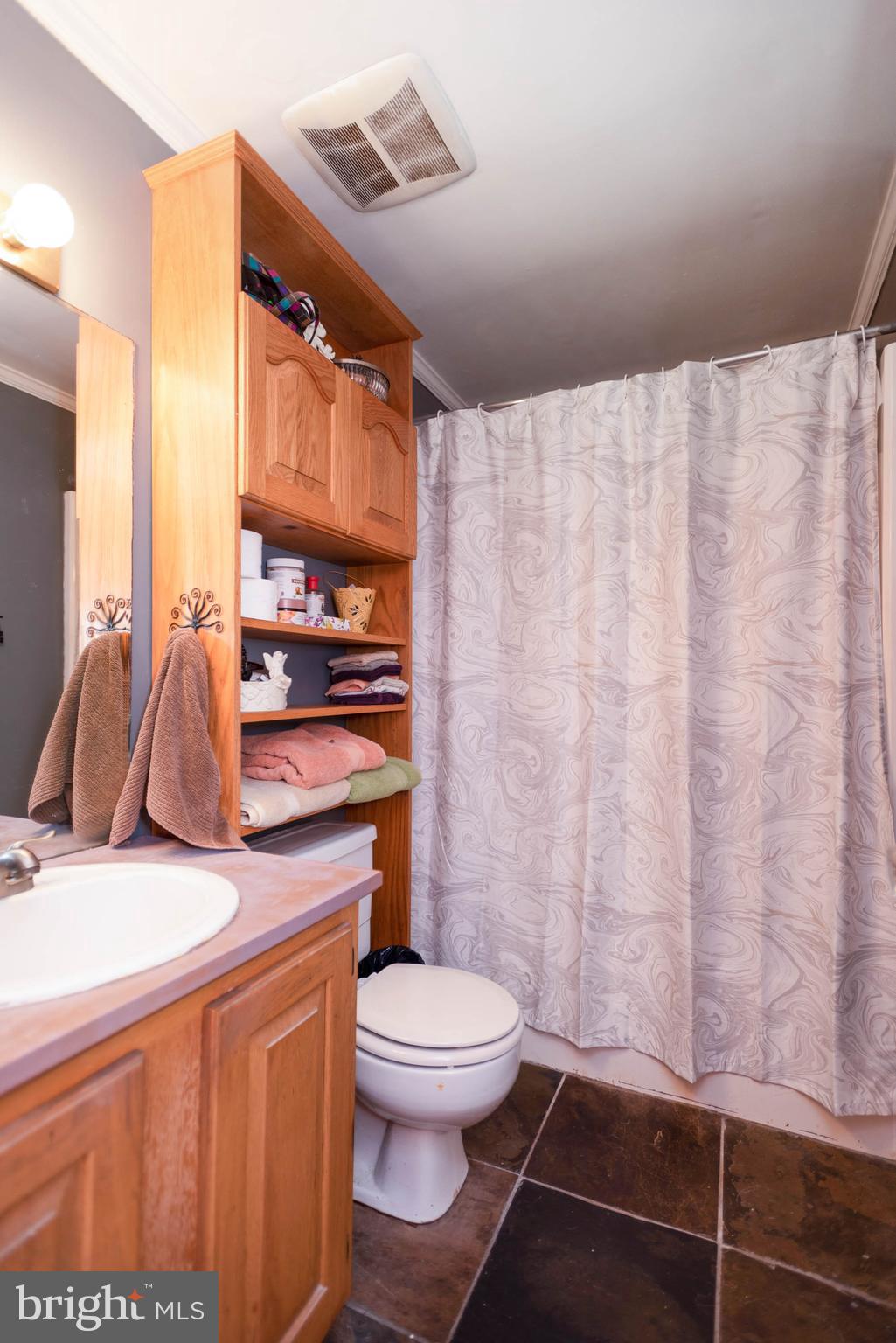 AMISSVILLE - Residential