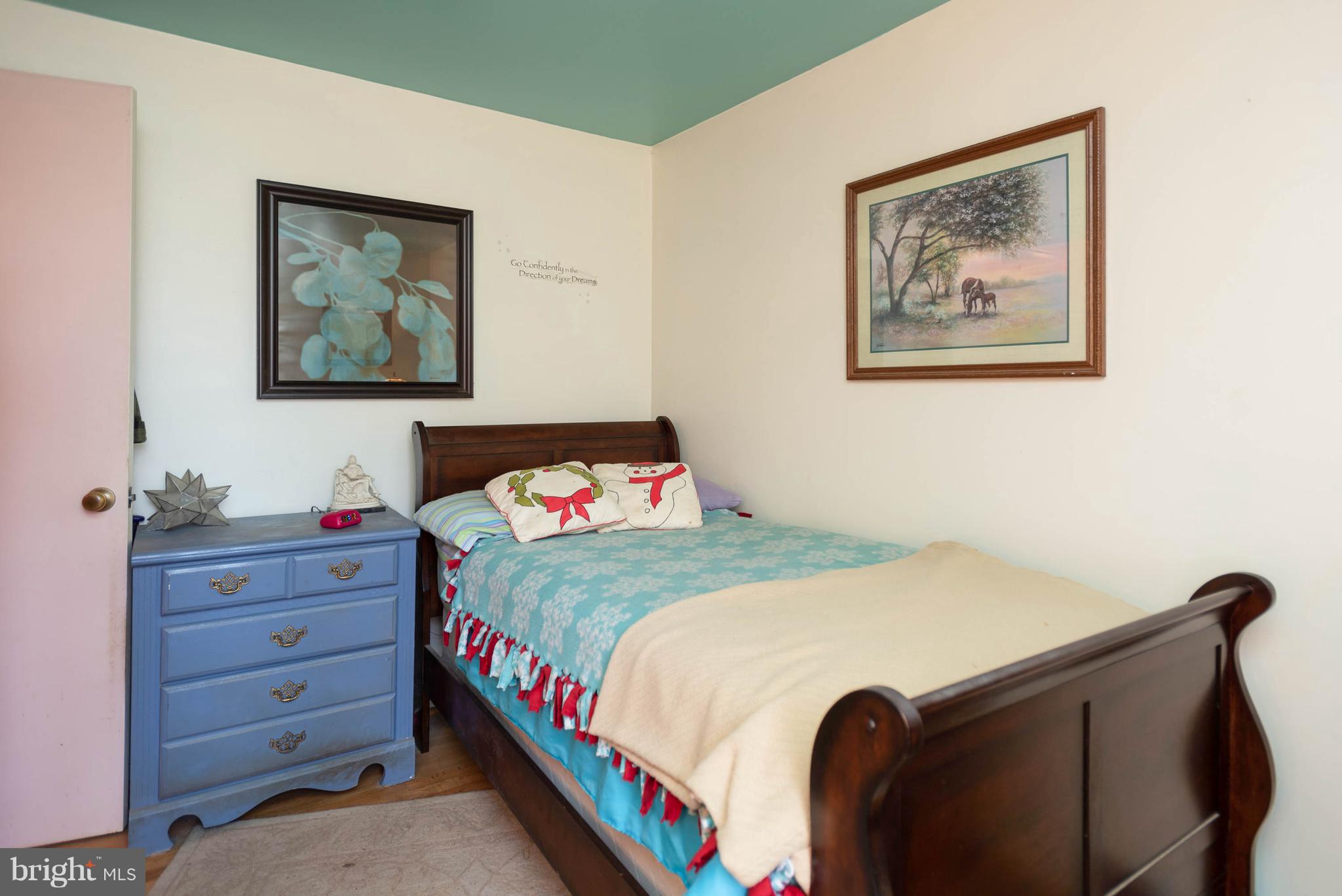 AMISSVILLE - Residential