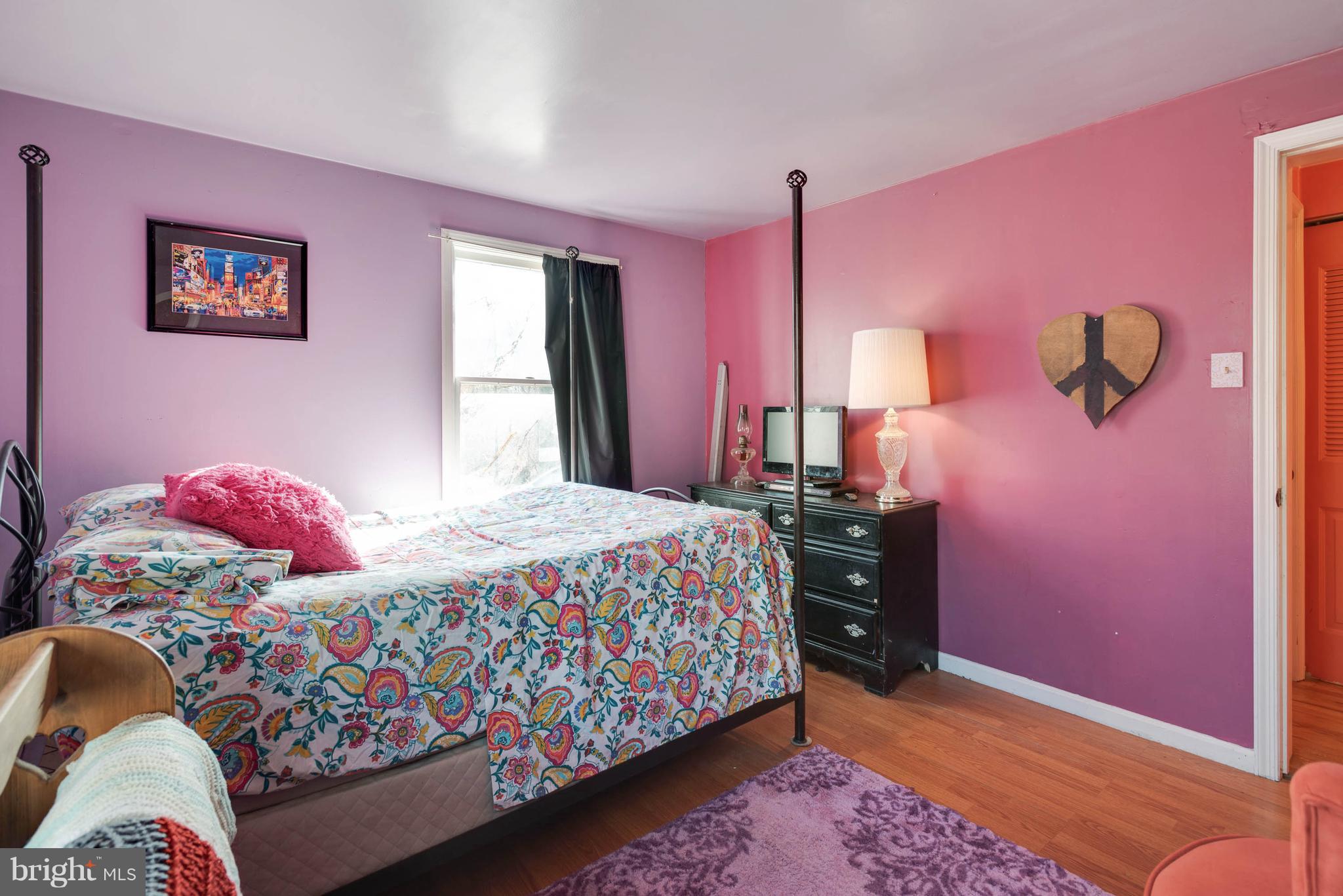 AMISSVILLE - Residential