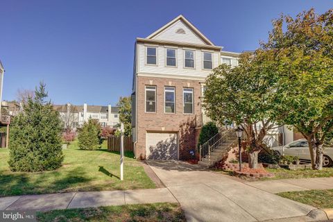 47616 WATKINS ISLAND SQUARE STERLING VA 20165