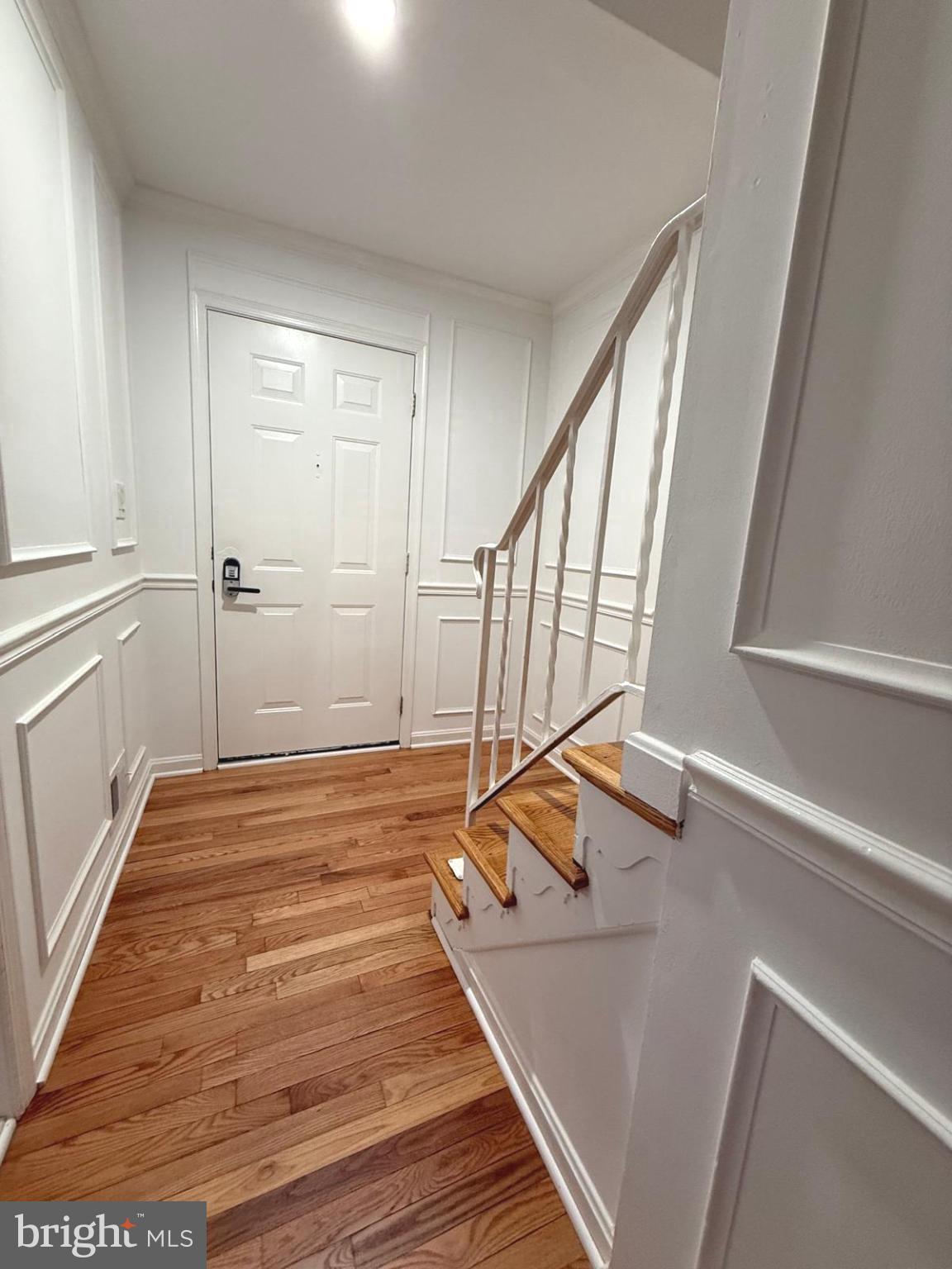 9525 GREENCASTLE LANE