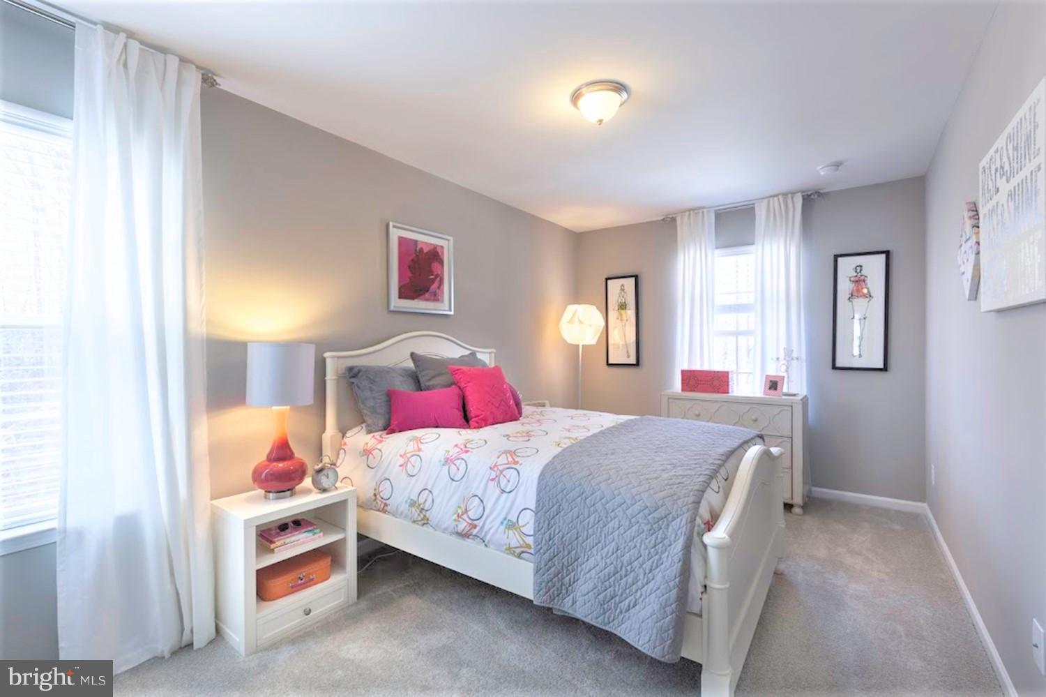 MCCAULEY CROSSING - Residential