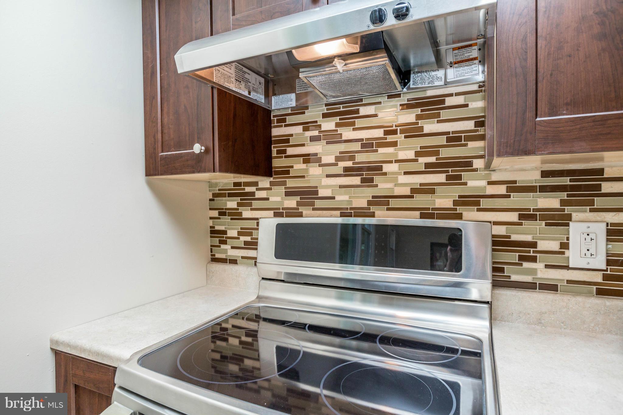 VILLAGE OF OLD HARFORD - Residential