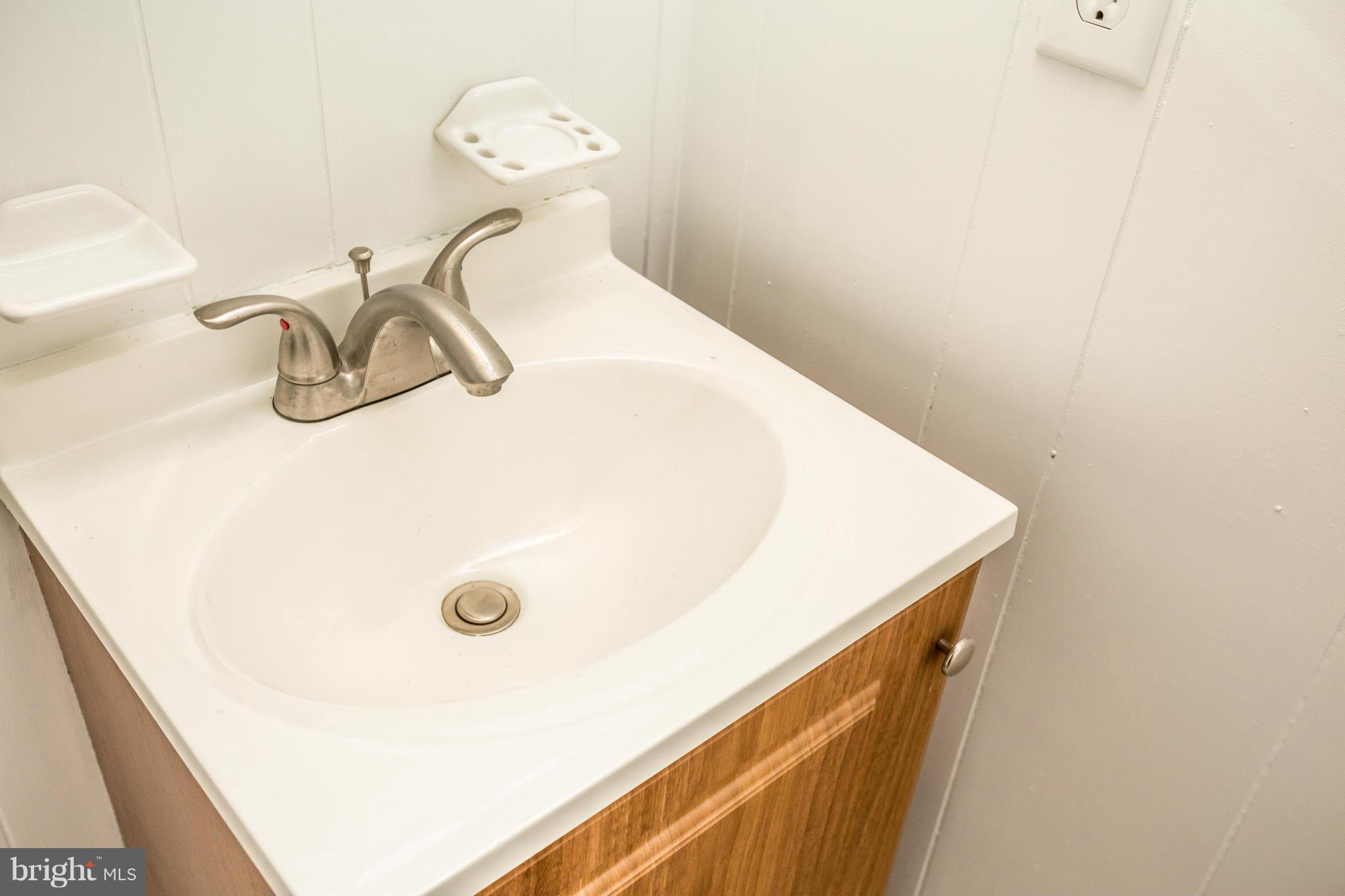 VILLAGE OF OLD HARFORD - Residential