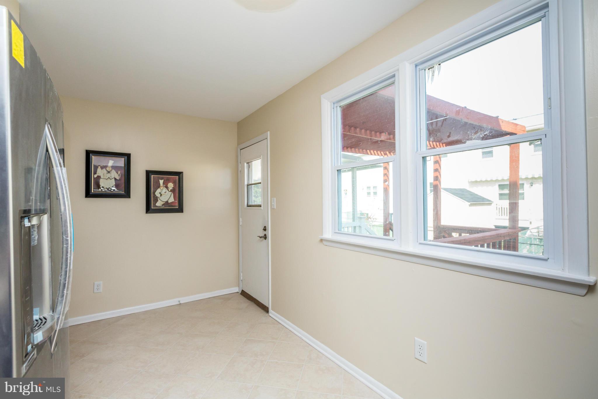 VILLAGE OF OLD HARFORD - Residential