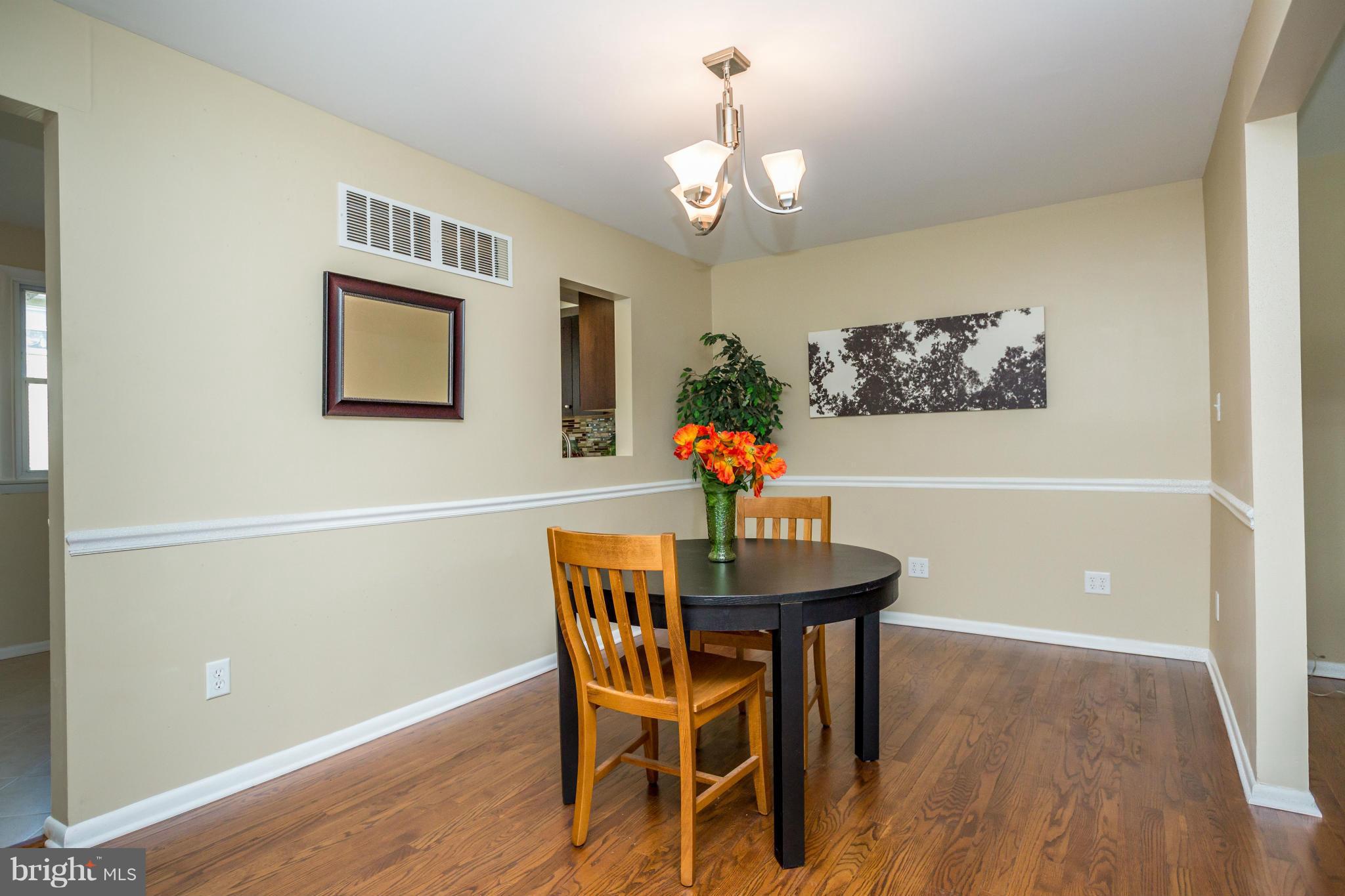 VILLAGE OF OLD HARFORD - Residential