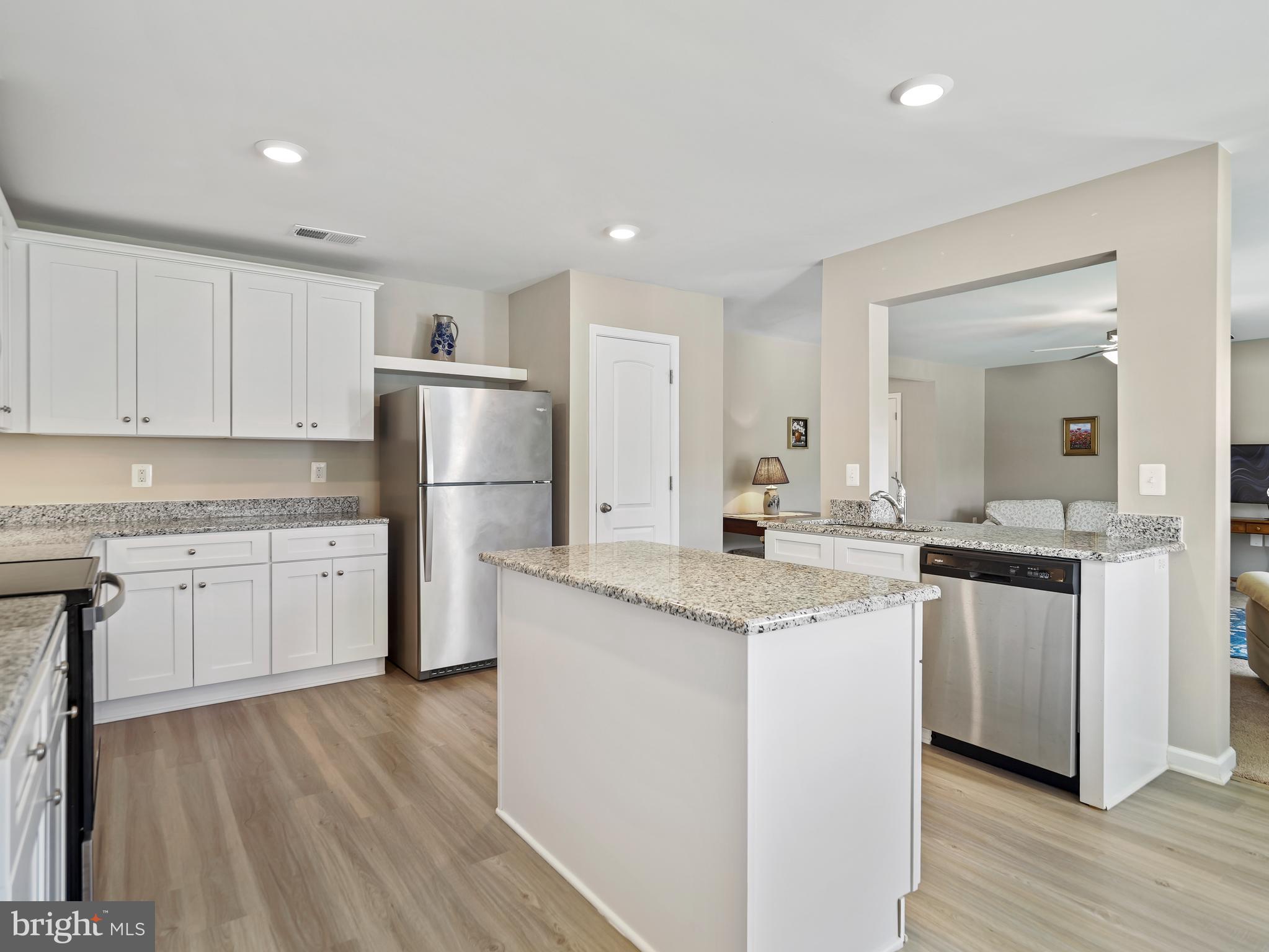 BROOKFIELD - Residential