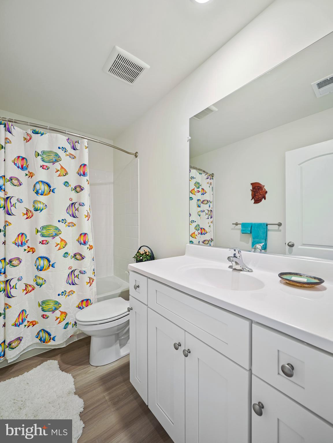 BROOKFIELD - Residential