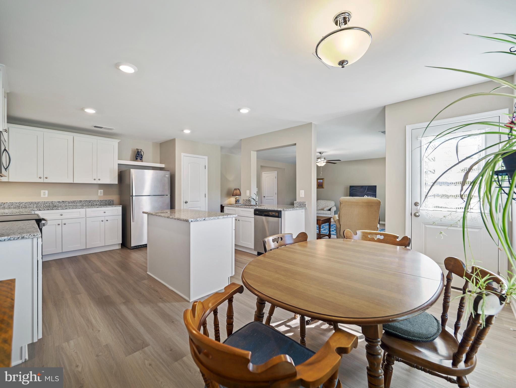 BROOKFIELD - Residential