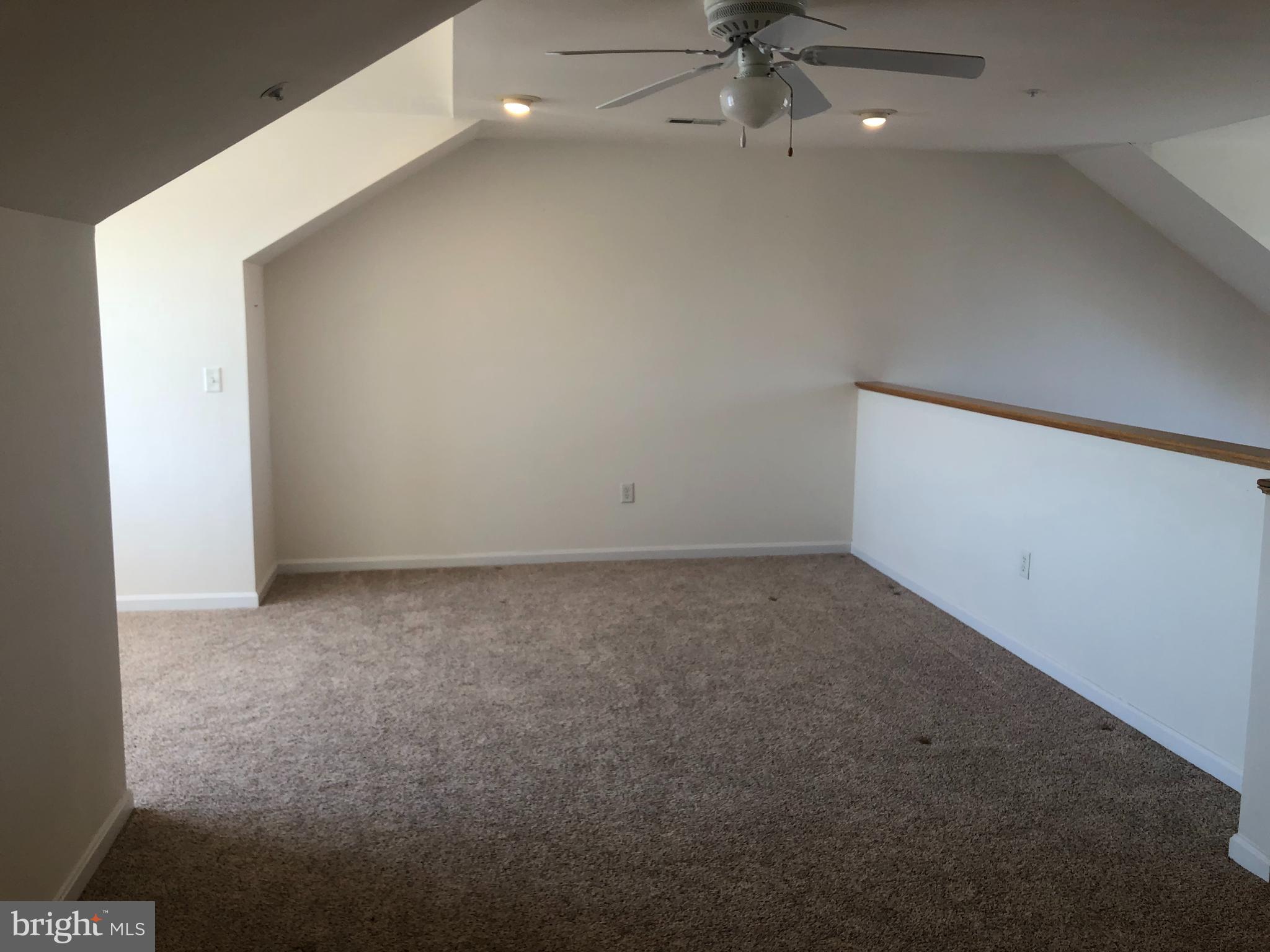 BAYSIDE - Residential Lease