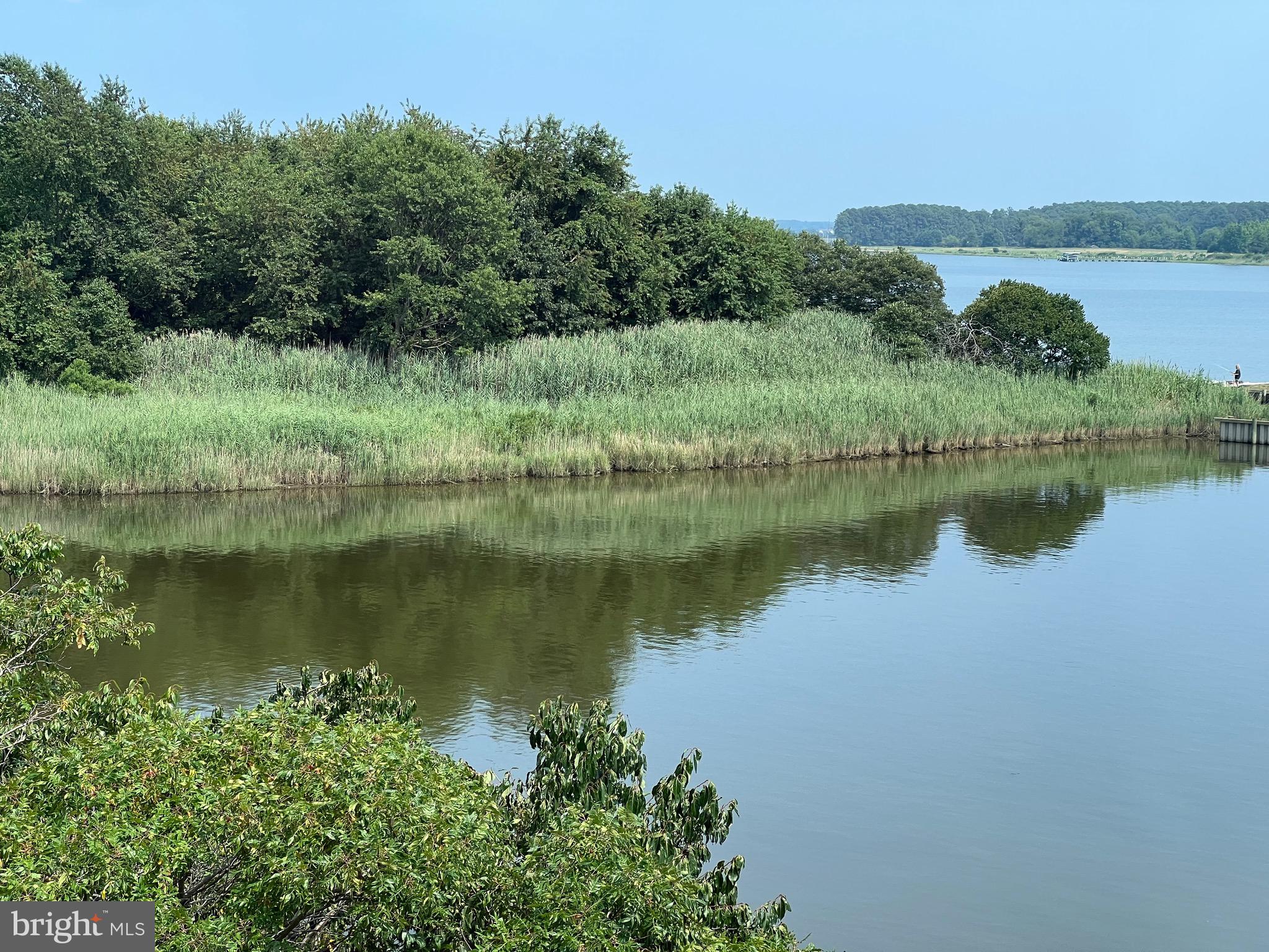 BAYSIDE - Residential Lease