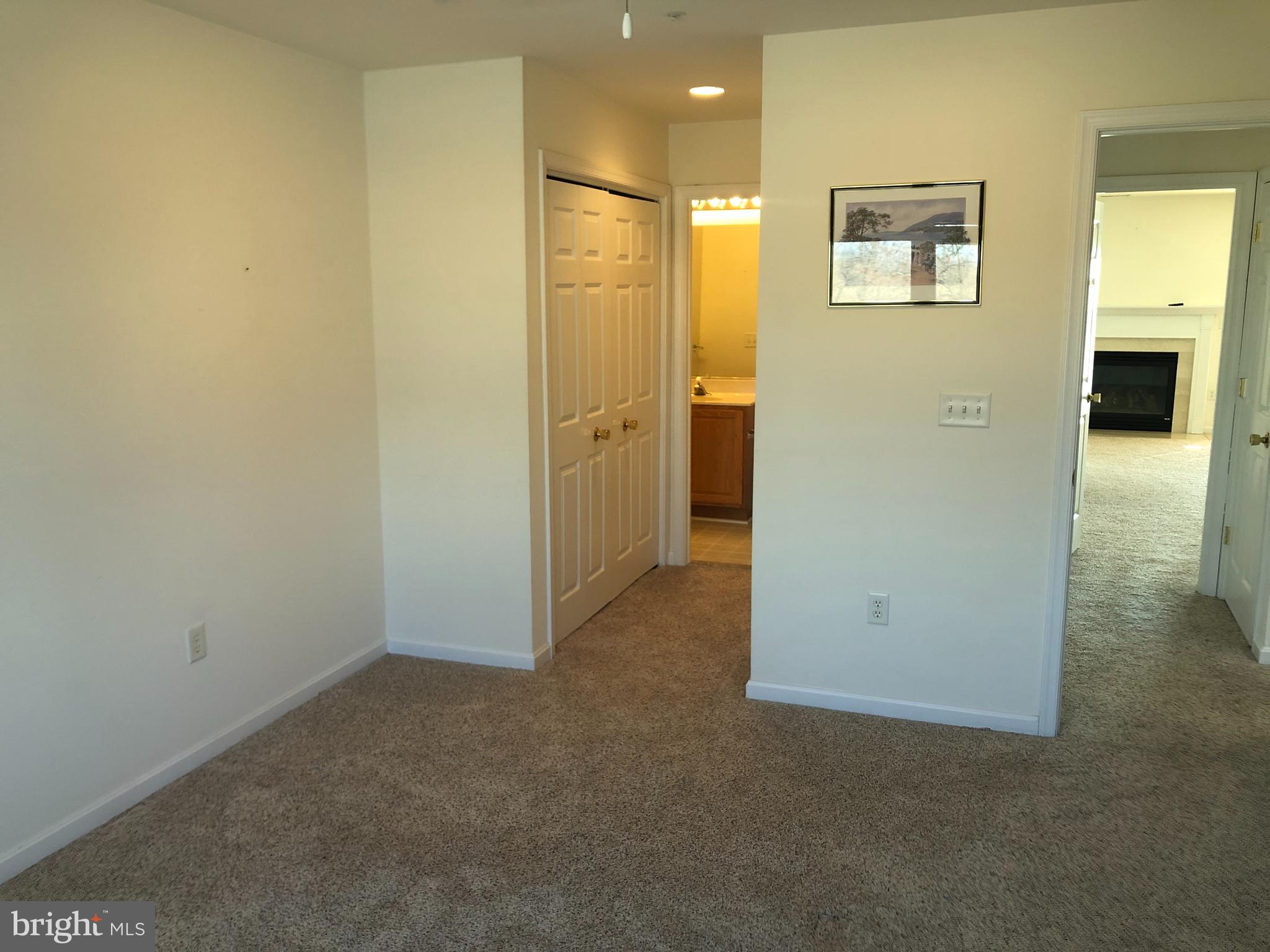 BAYSIDE - Residential Lease