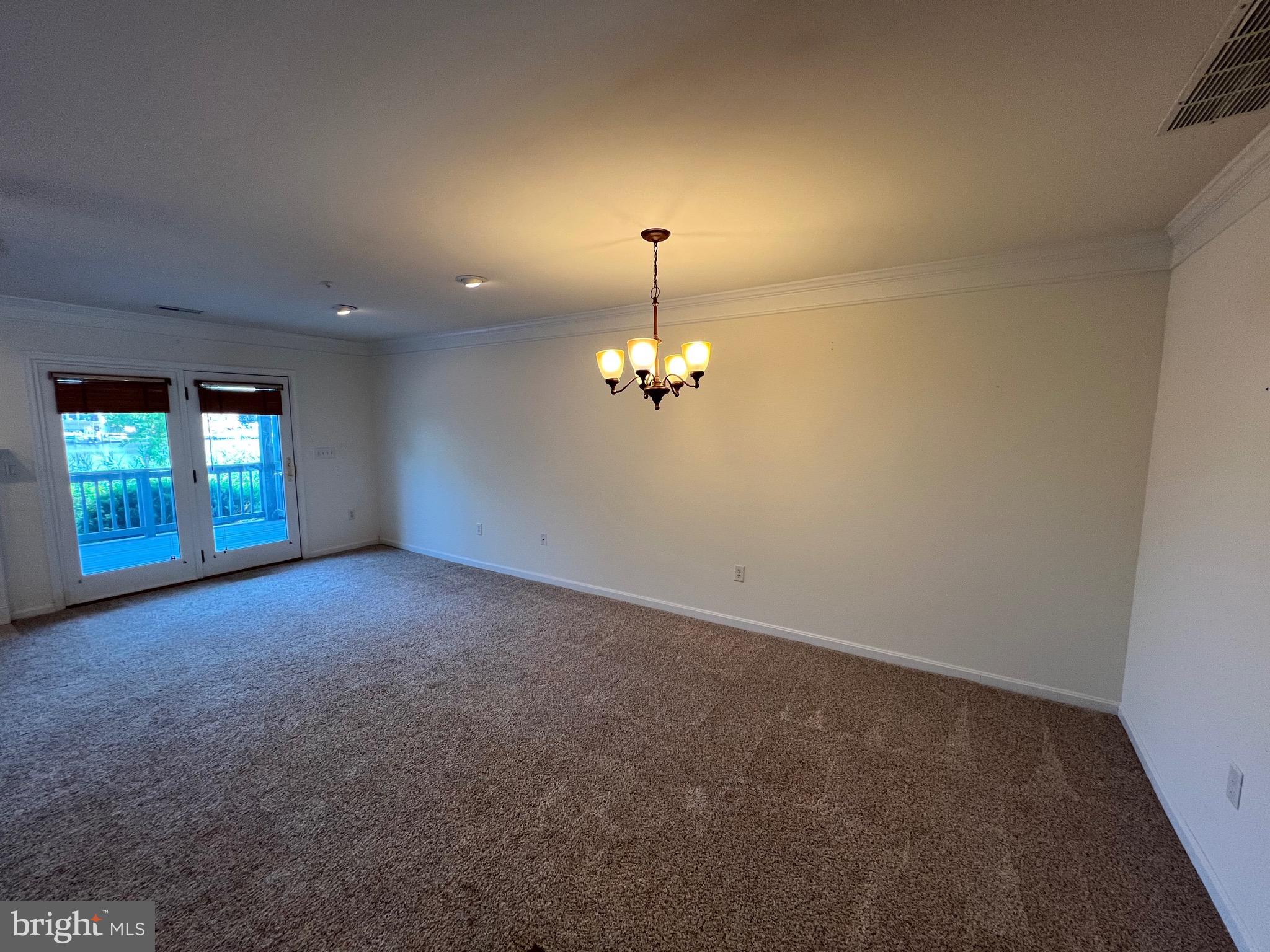 BAYSIDE - Residential Lease