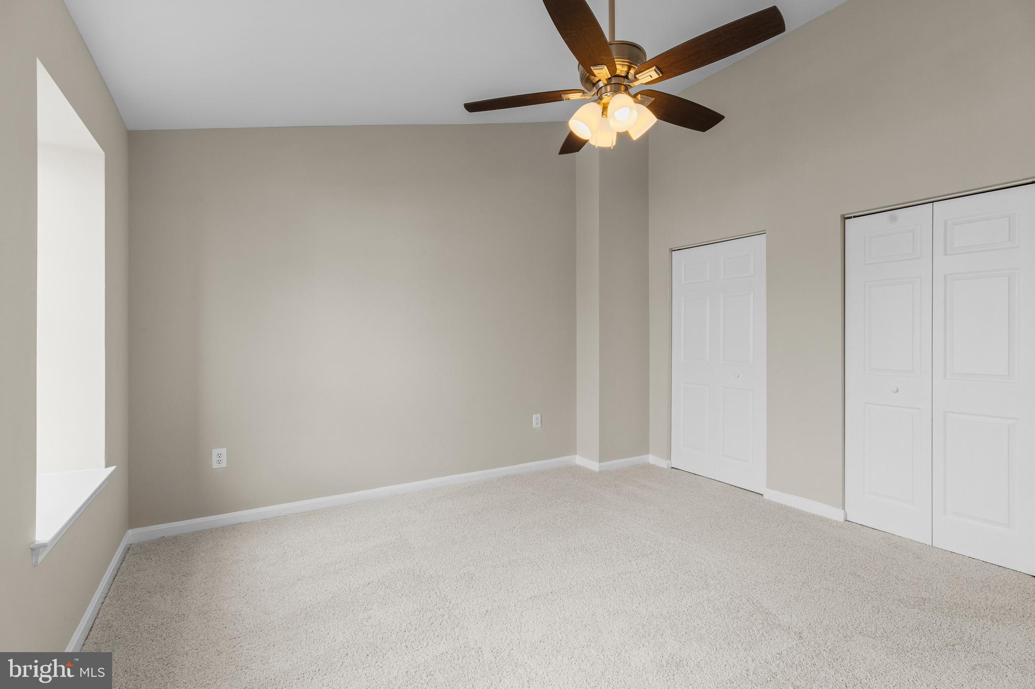 RIDGEFIELD VILLAGE - Residential