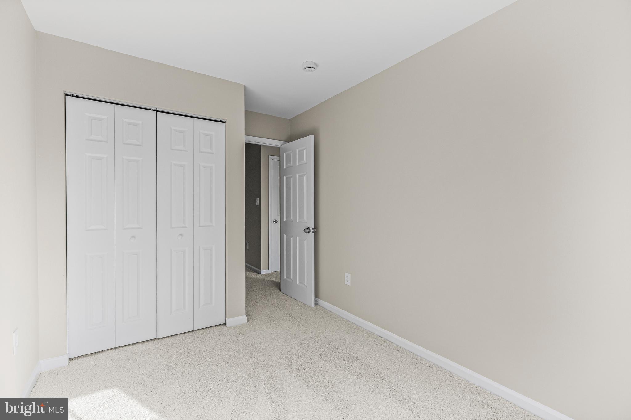 RIDGEFIELD VILLAGE - Residential