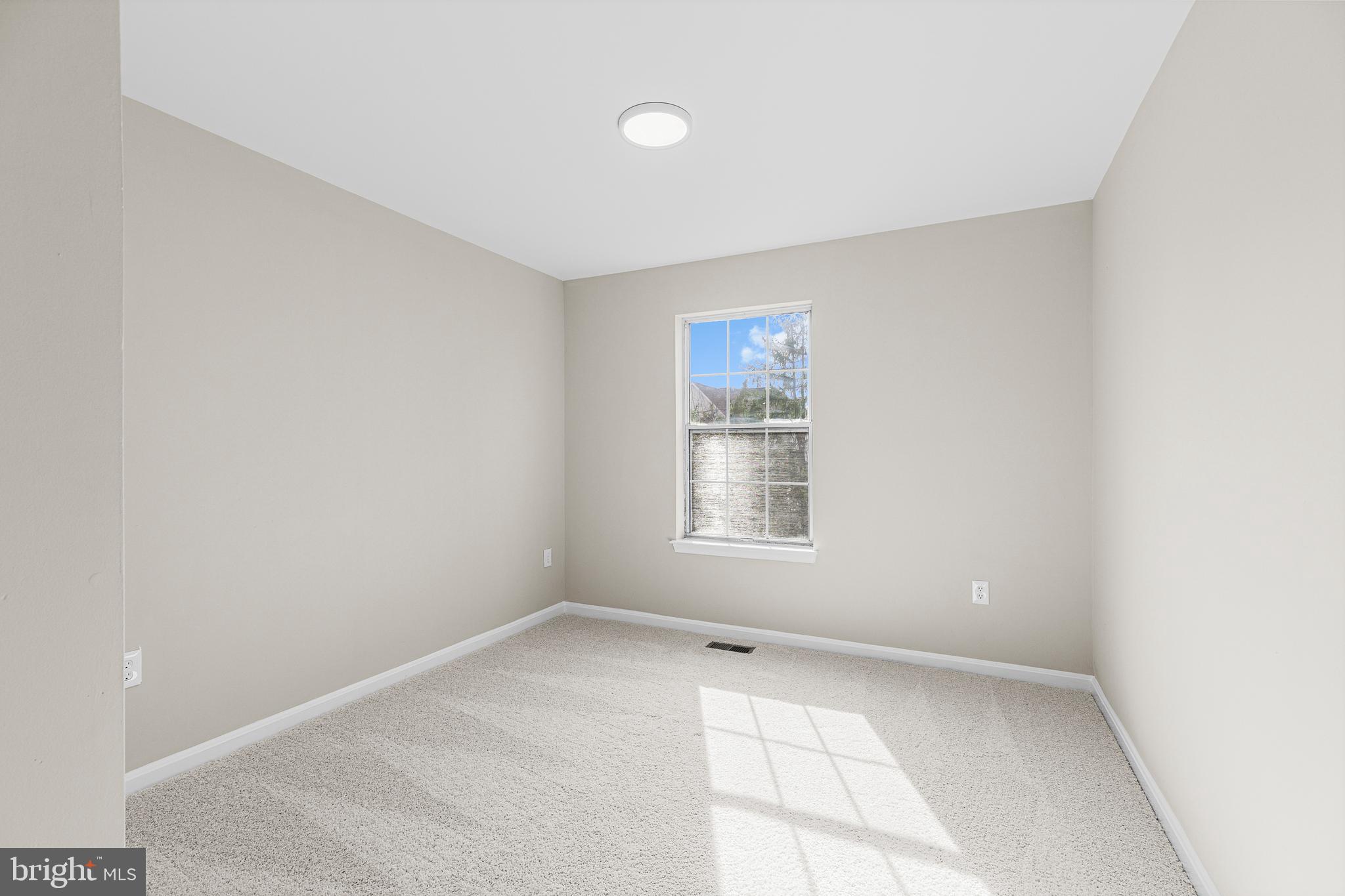 RIDGEFIELD VILLAGE - Residential