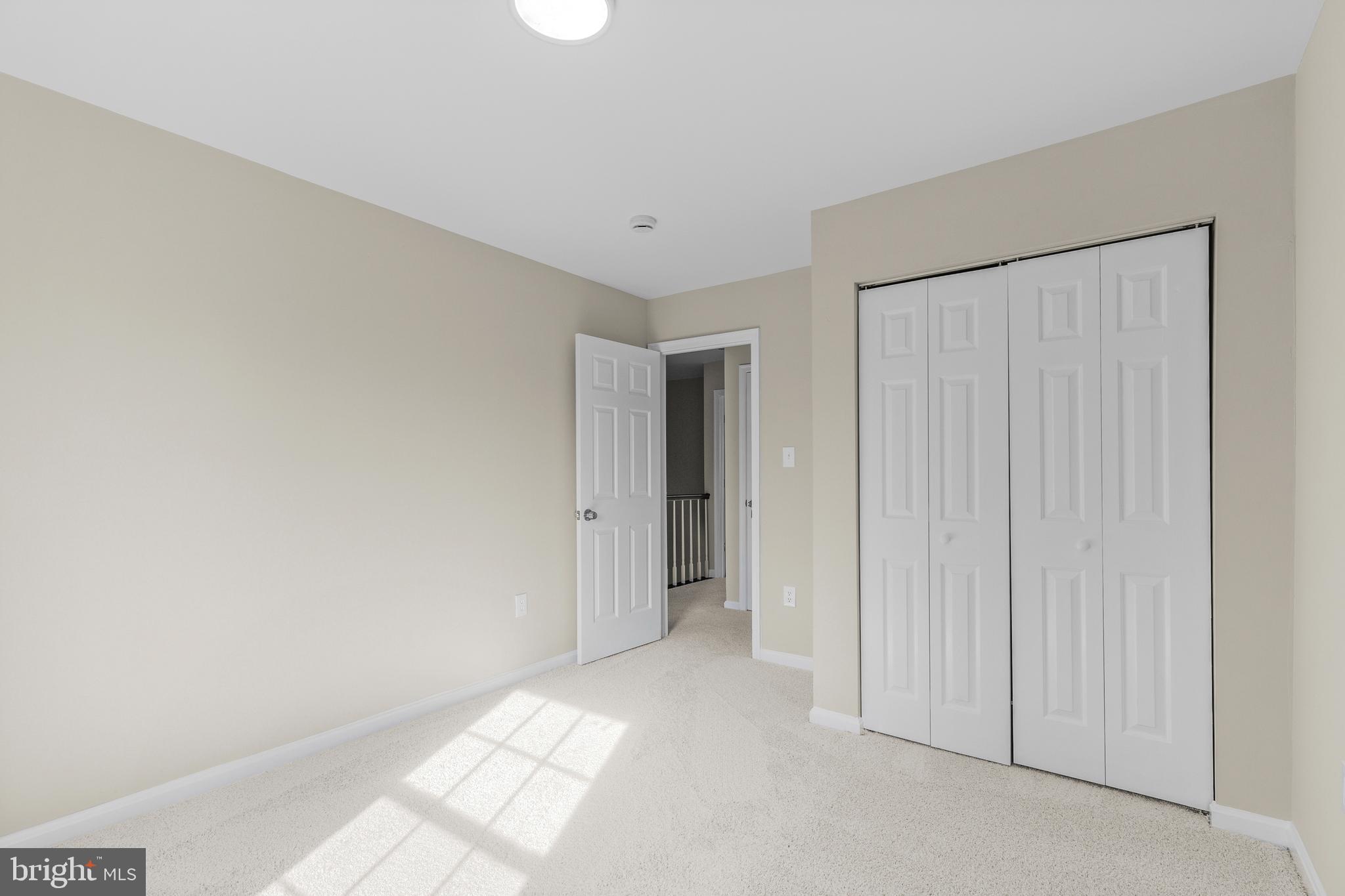 RIDGEFIELD VILLAGE - Residential