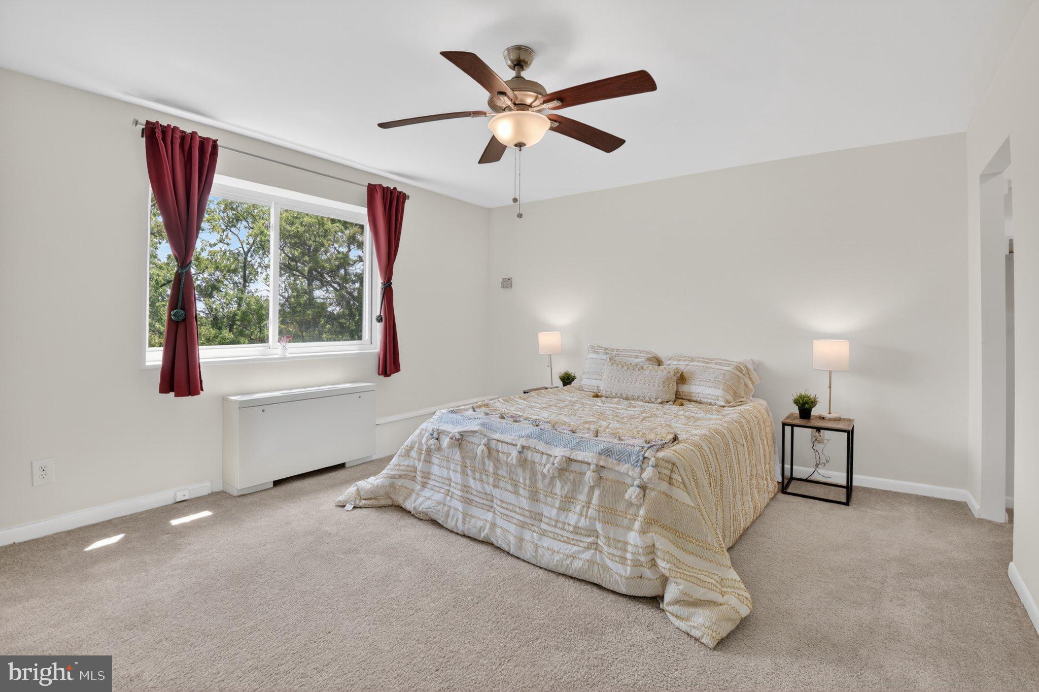 THE CAROLYN - Residential