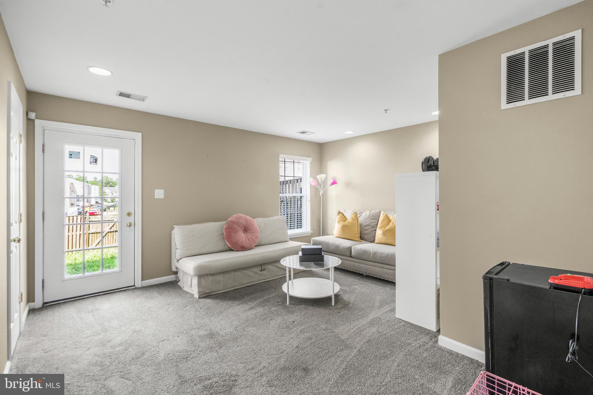 21344 LOOKOUT DRIVE