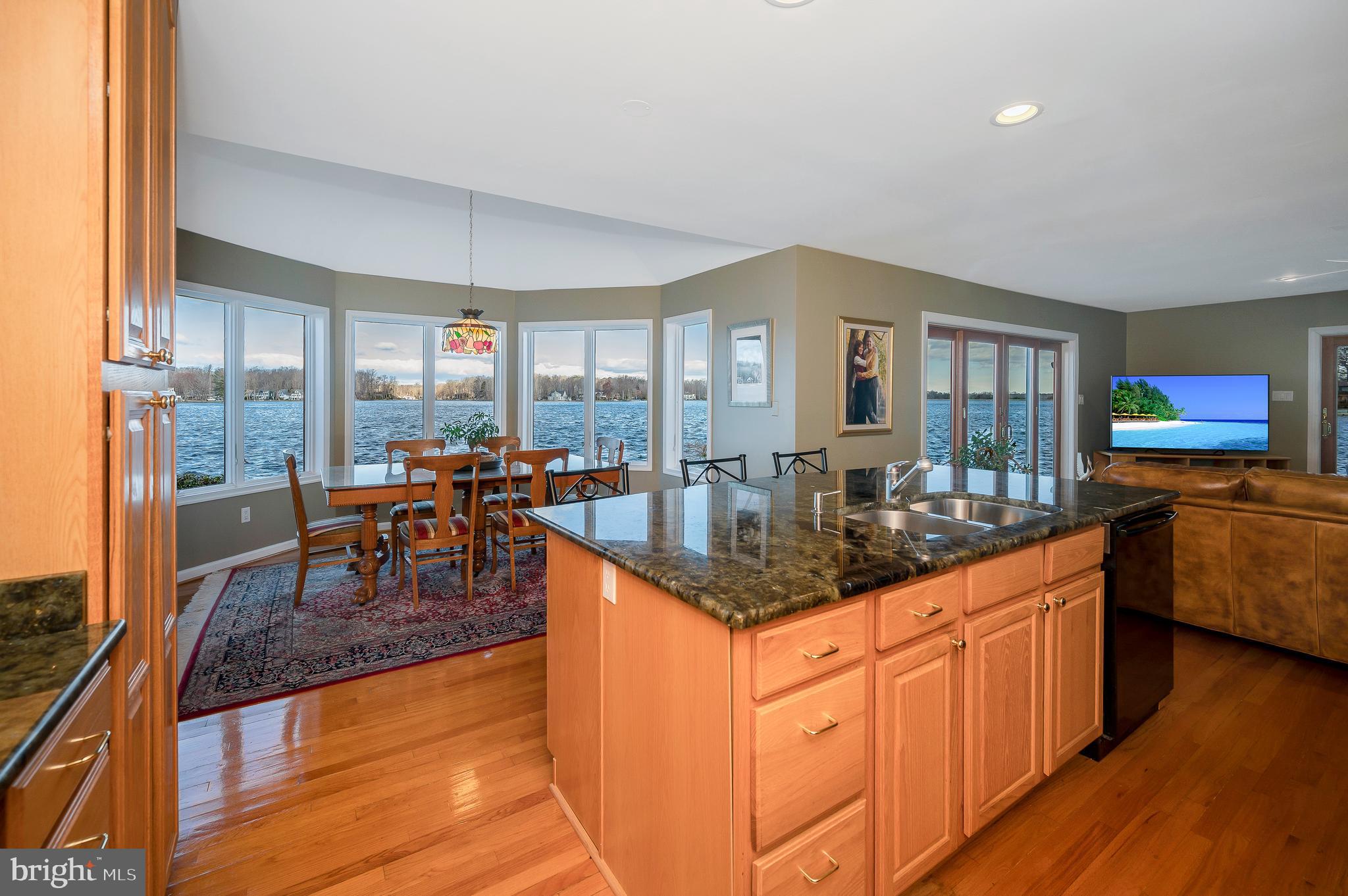 LAKE OF THE WOODS - Residential