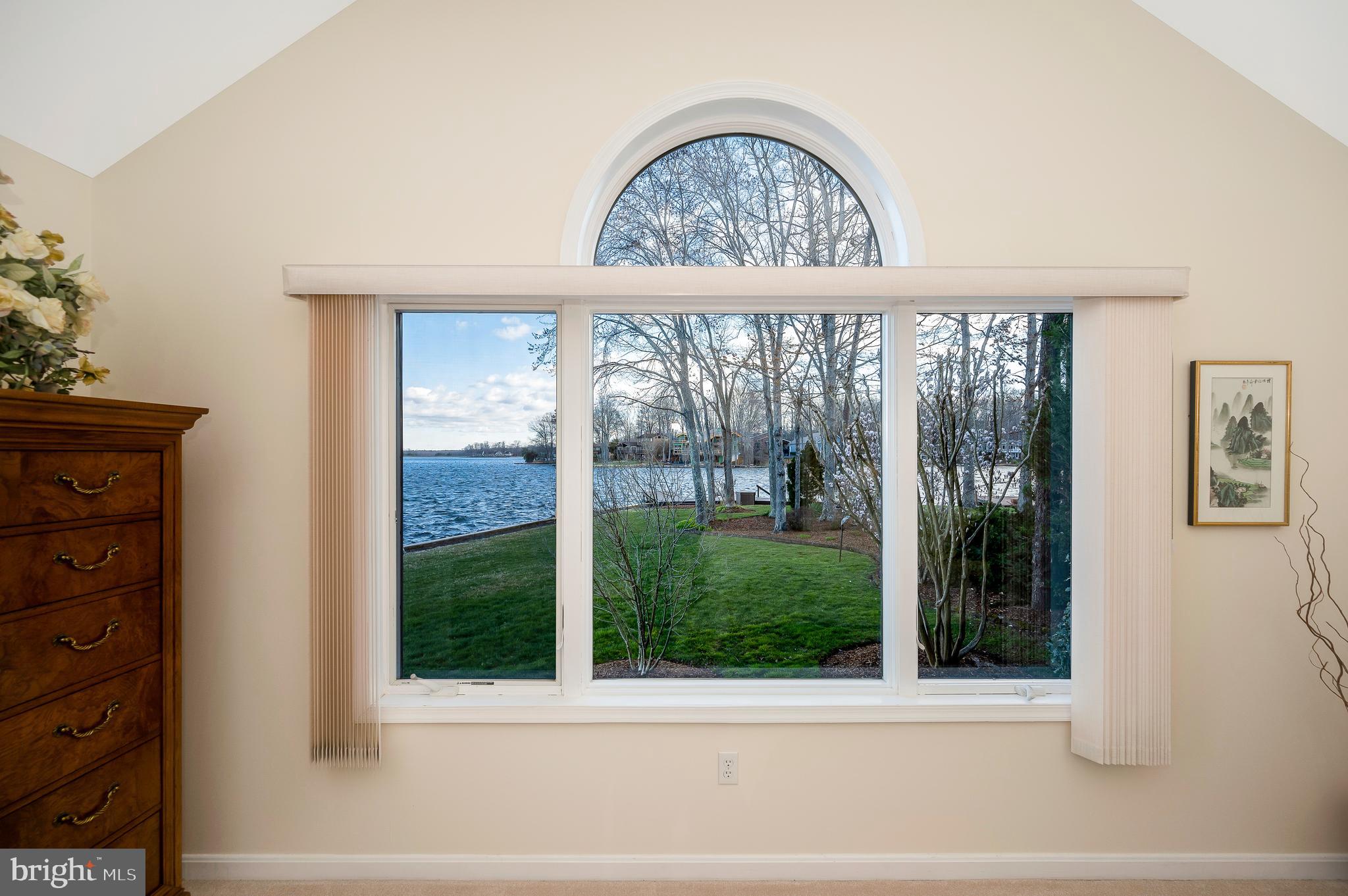 LAKE OF THE WOODS - Residential