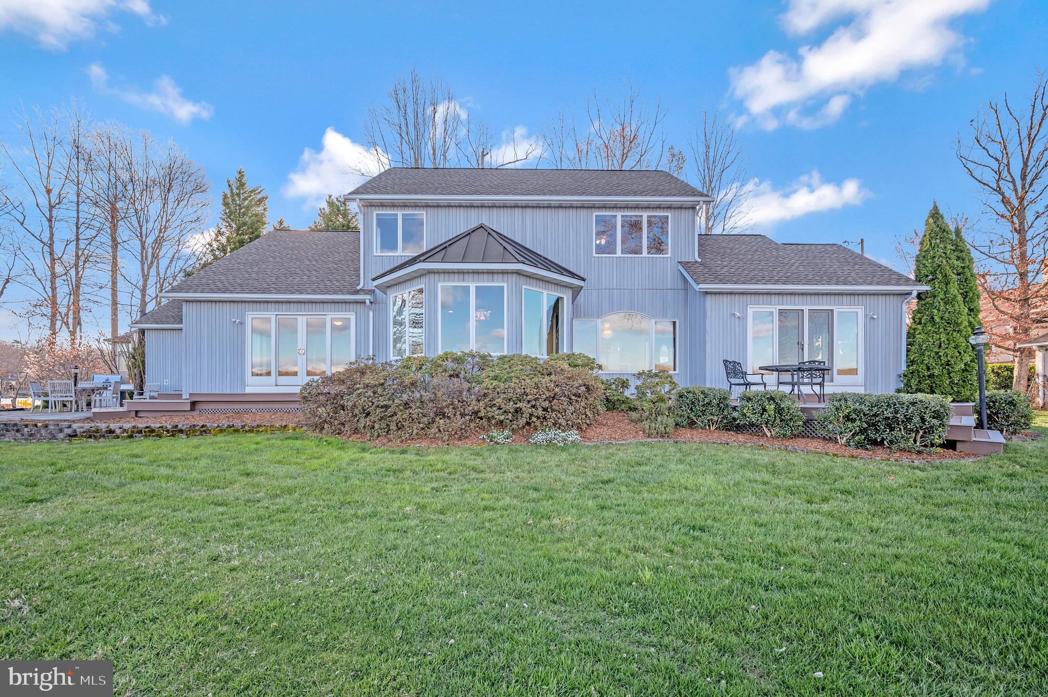 LAKE OF THE WOODS - Residential