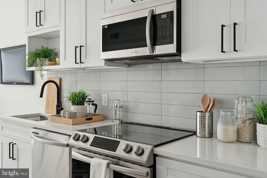 Photo of 5904 Germantown Avenue #206, PHILADELPHIA, PA 19144 (MLS # PAPH2584338)