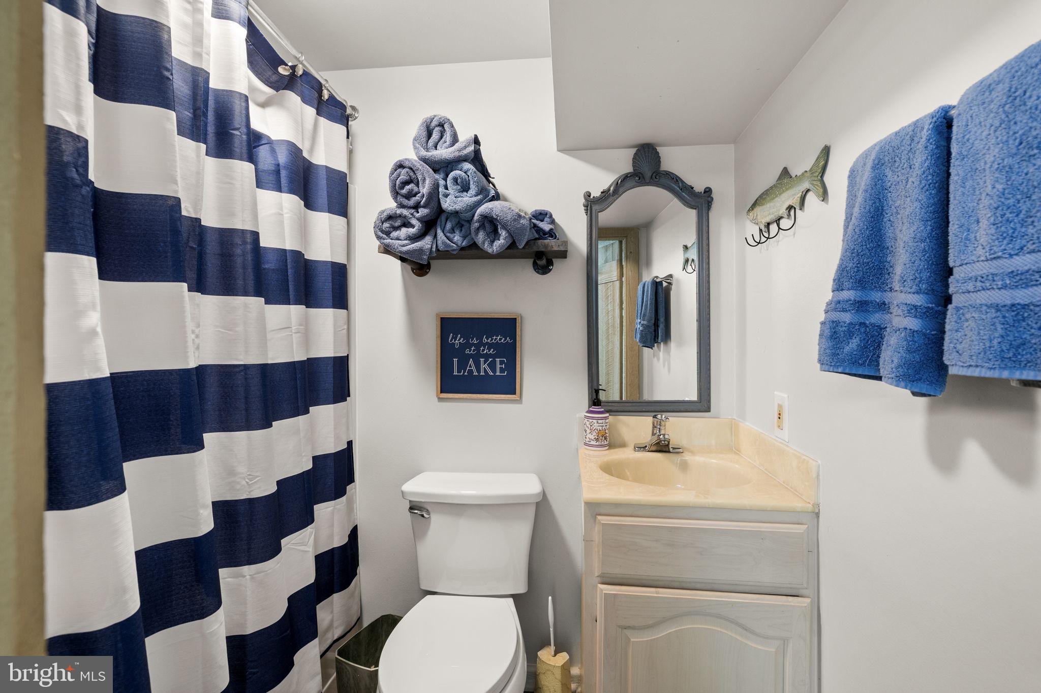 FISHERMANS COVE - Residential