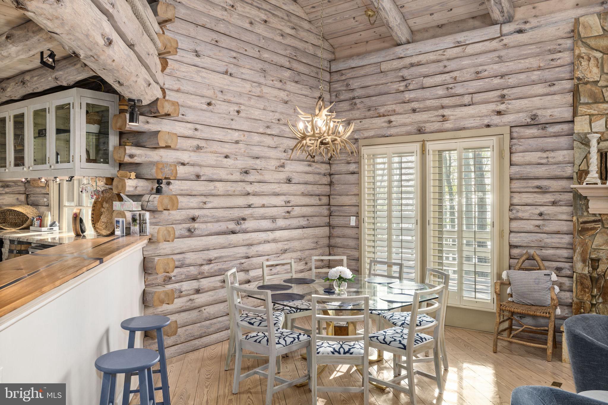 FISHERMANS COVE - Residential