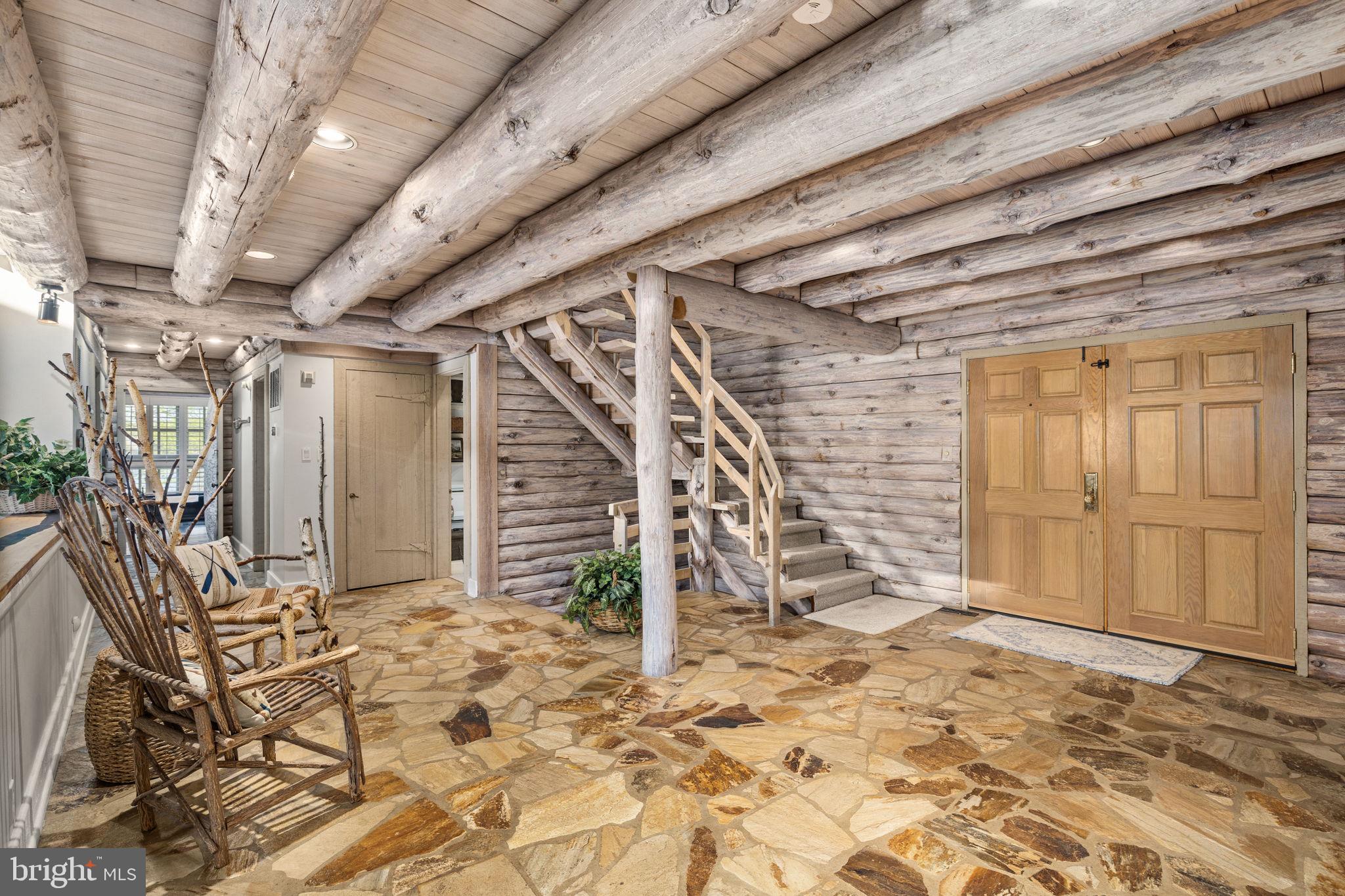 FISHERMANS COVE - Residential