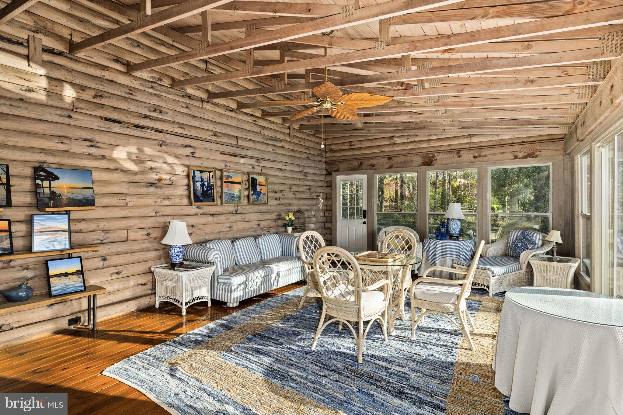 FISHERMANS COVE - Residential