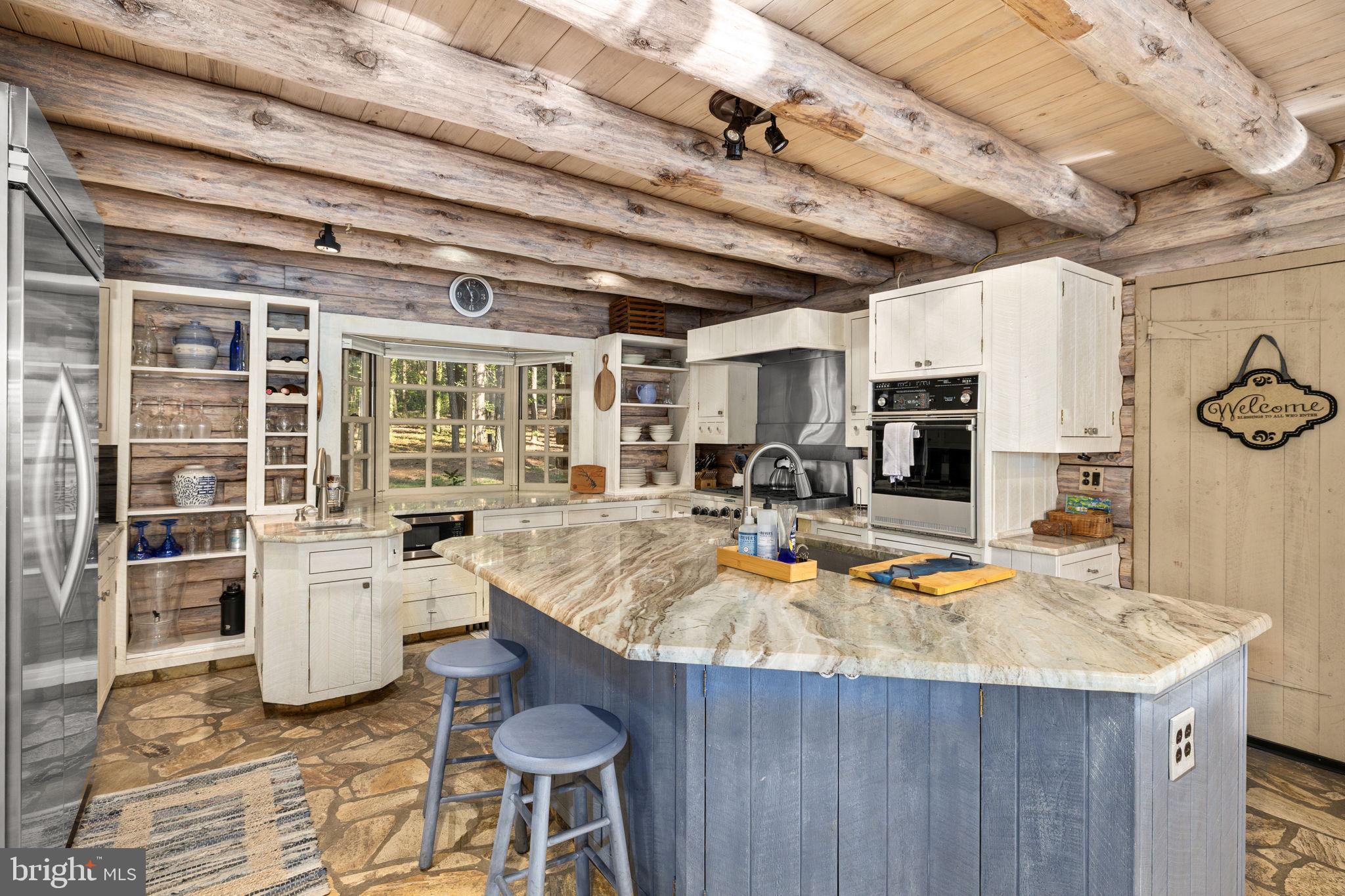 FISHERMANS COVE - Residential