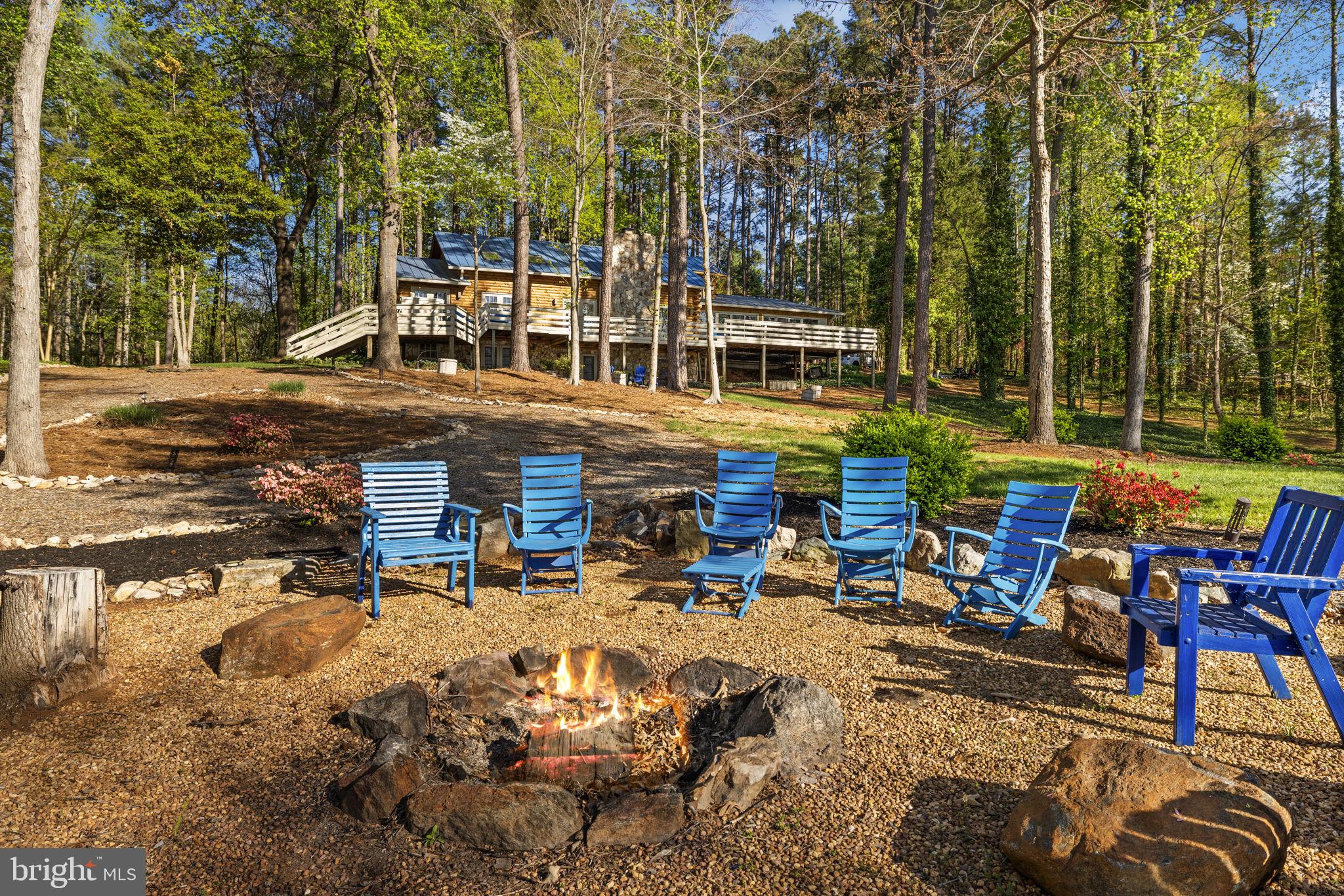 FISHERMANS COVE - Residential