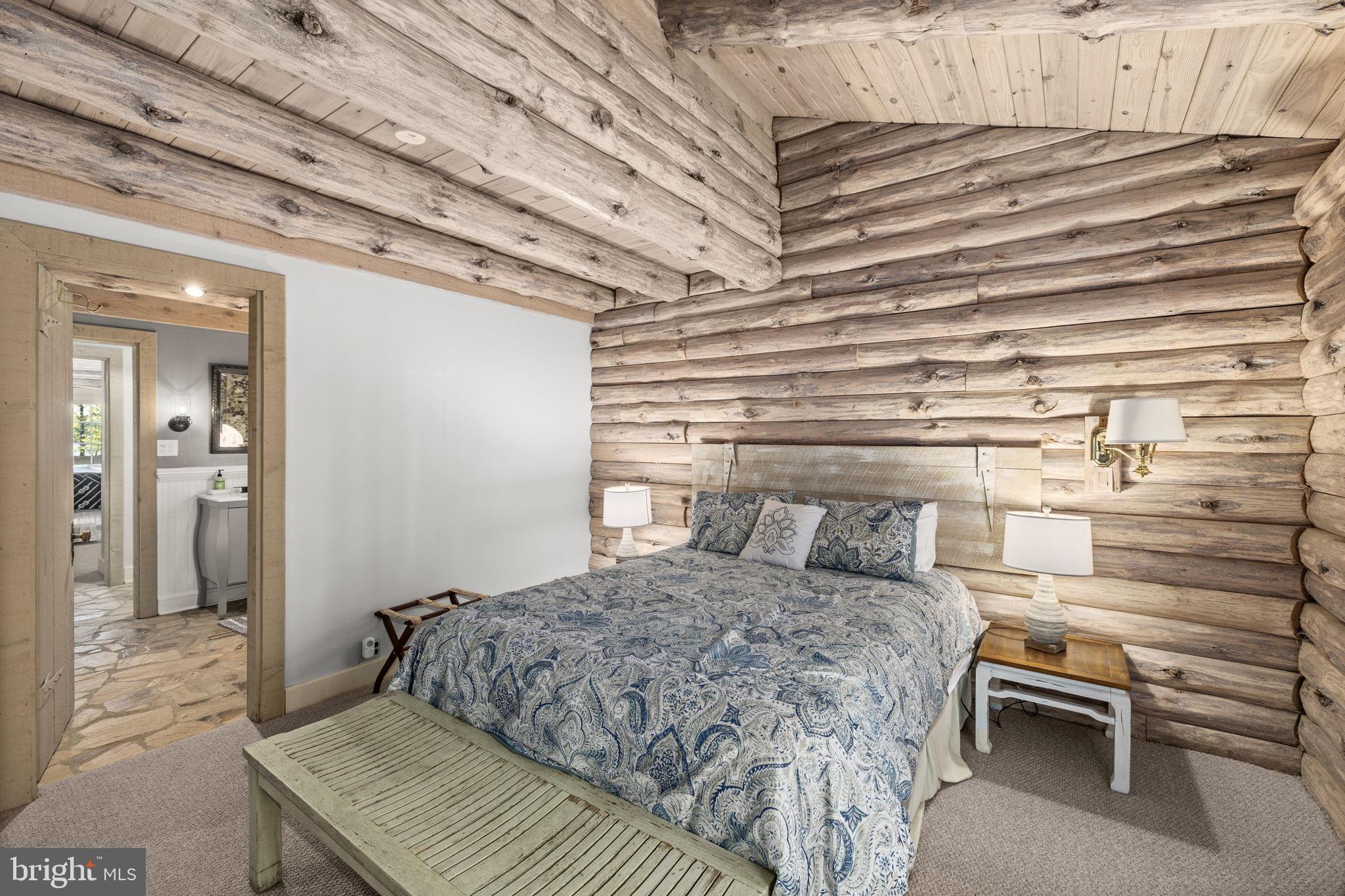 FISHERMANS COVE - Residential