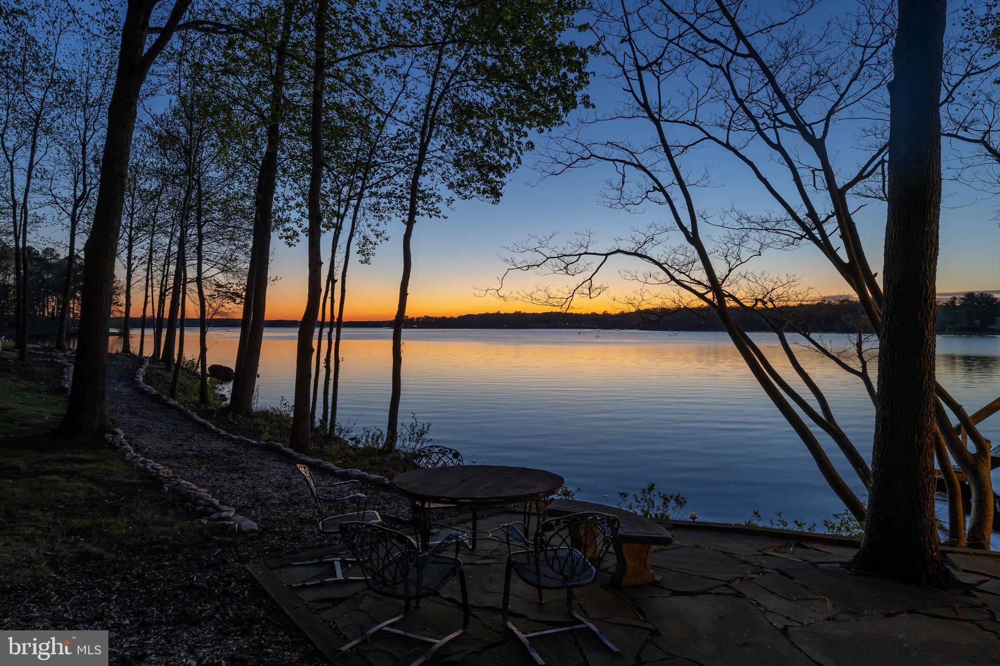 FISHERMANS COVE - Residential