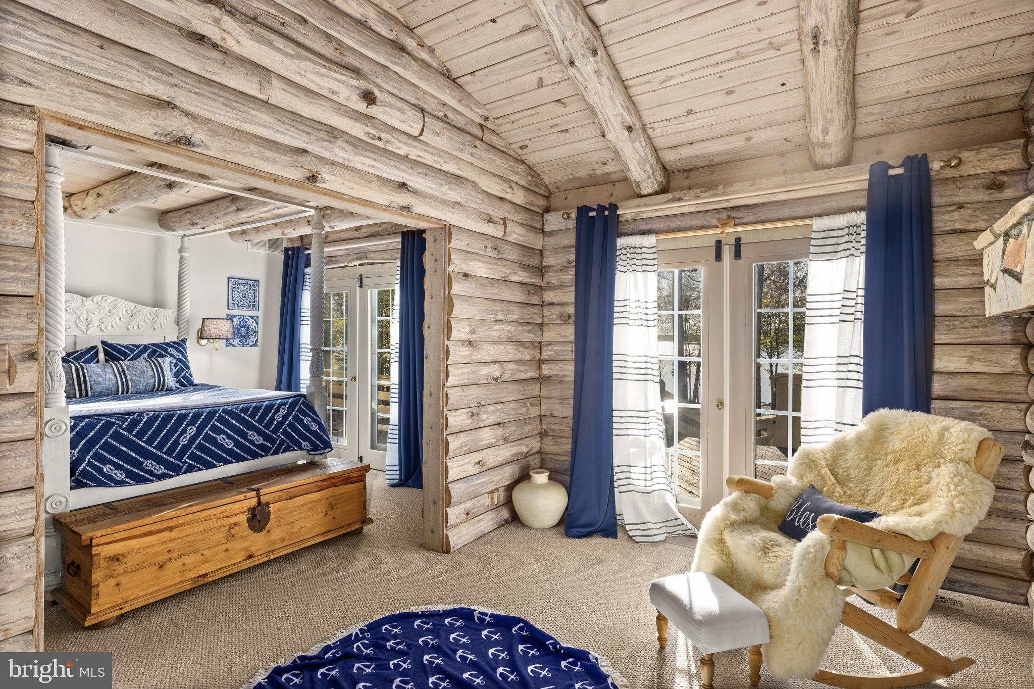 FISHERMANS COVE - Residential