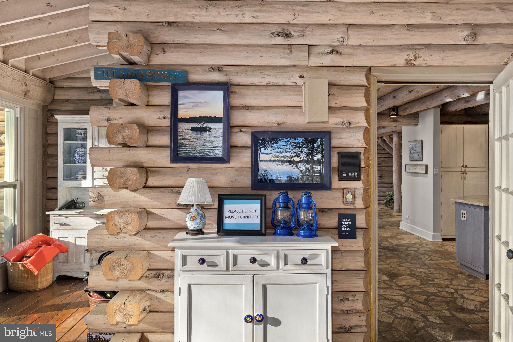 FISHERMANS COVE - Residential