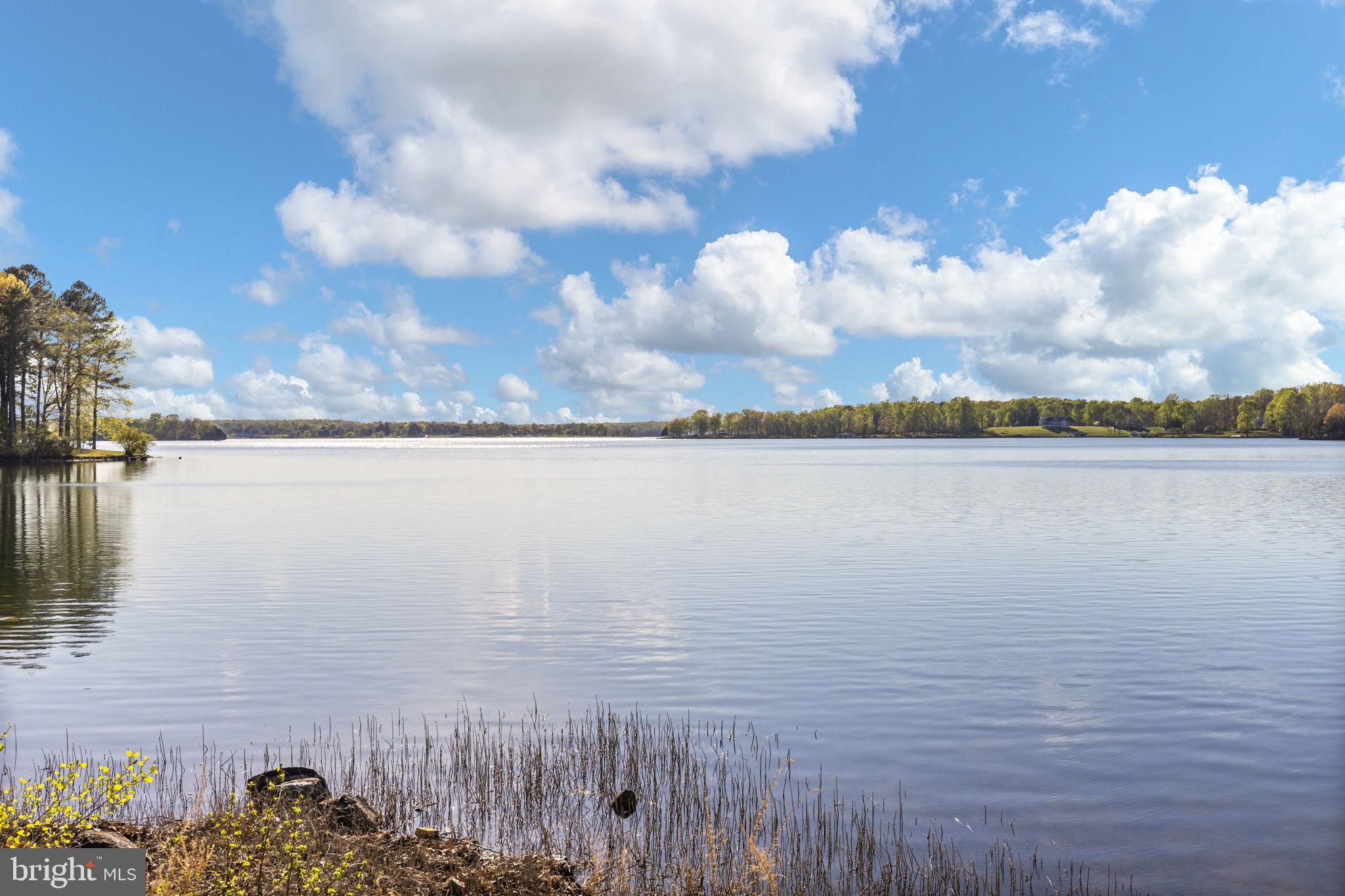 FISHERMANS COVE - Residential