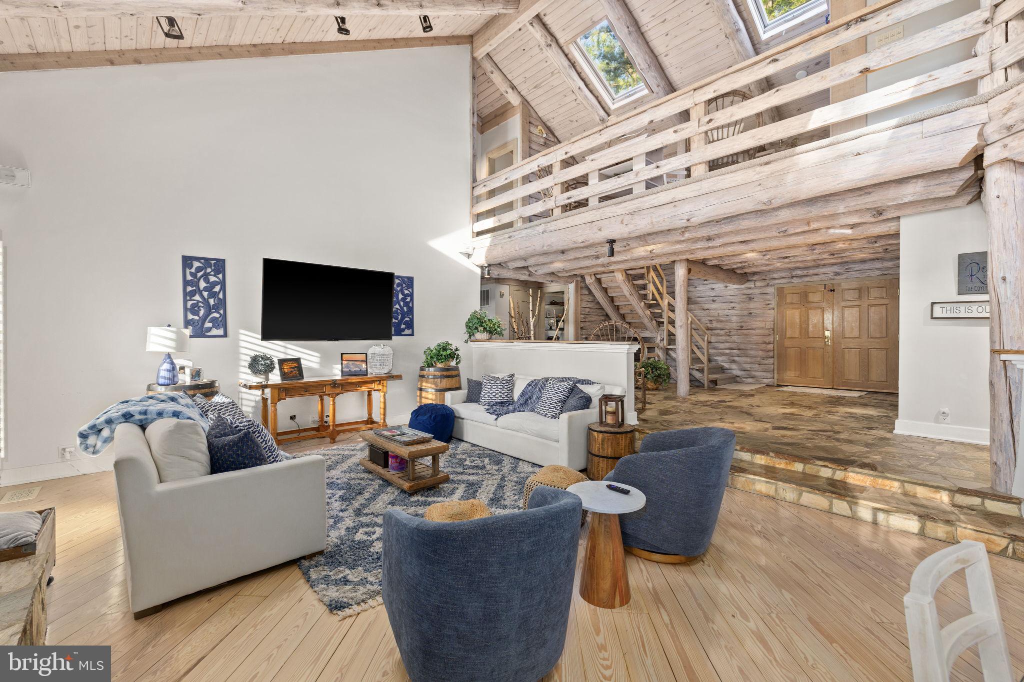 FISHERMANS COVE - Residential