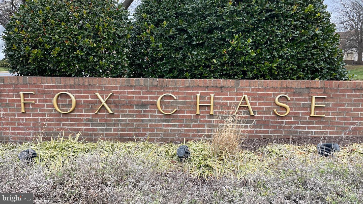 FOX CHASE/EXETER - Residential