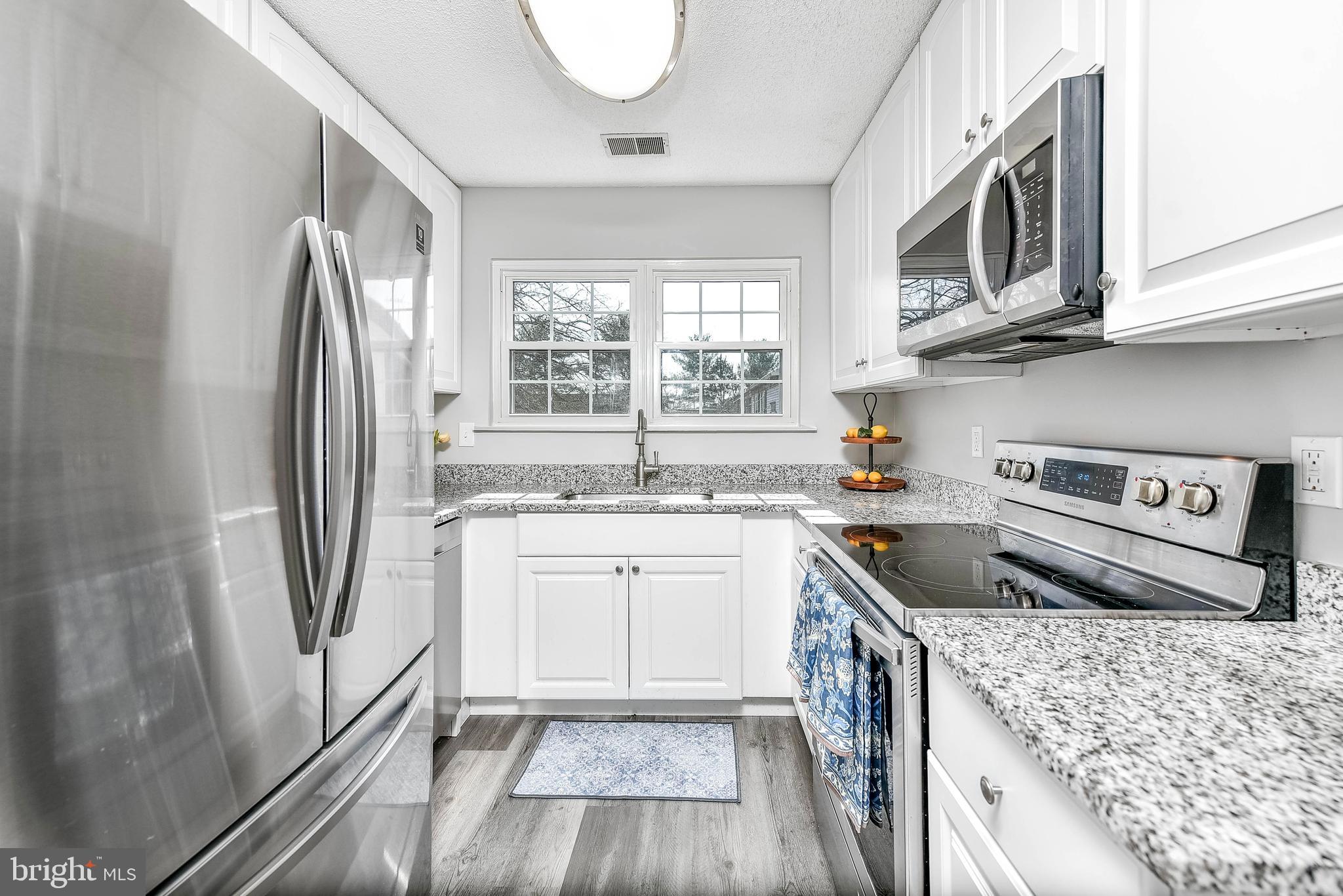 FOX CHASE/EXETER - Residential