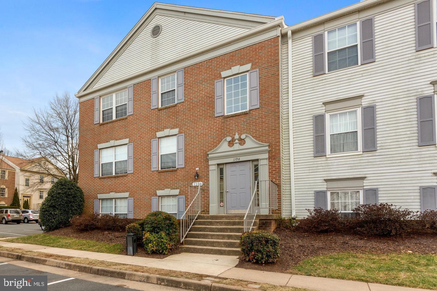 FOX CHASE/EXETER - Residential