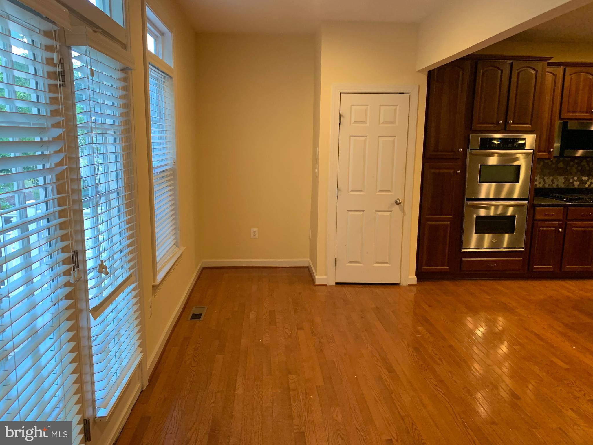 MONTGOMERY WHITE OAK - Residential Lease