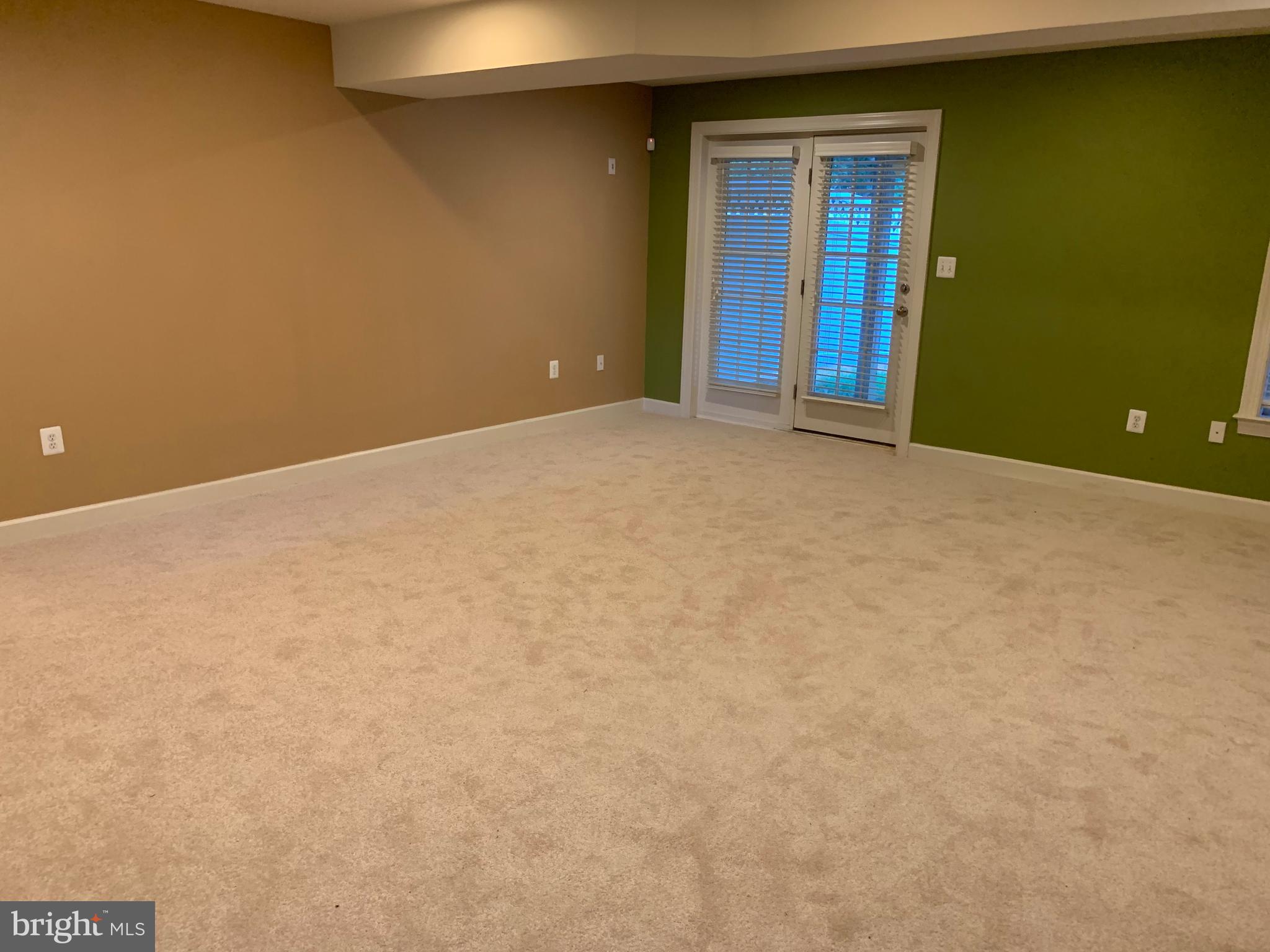 MONTGOMERY WHITE OAK - Residential Lease