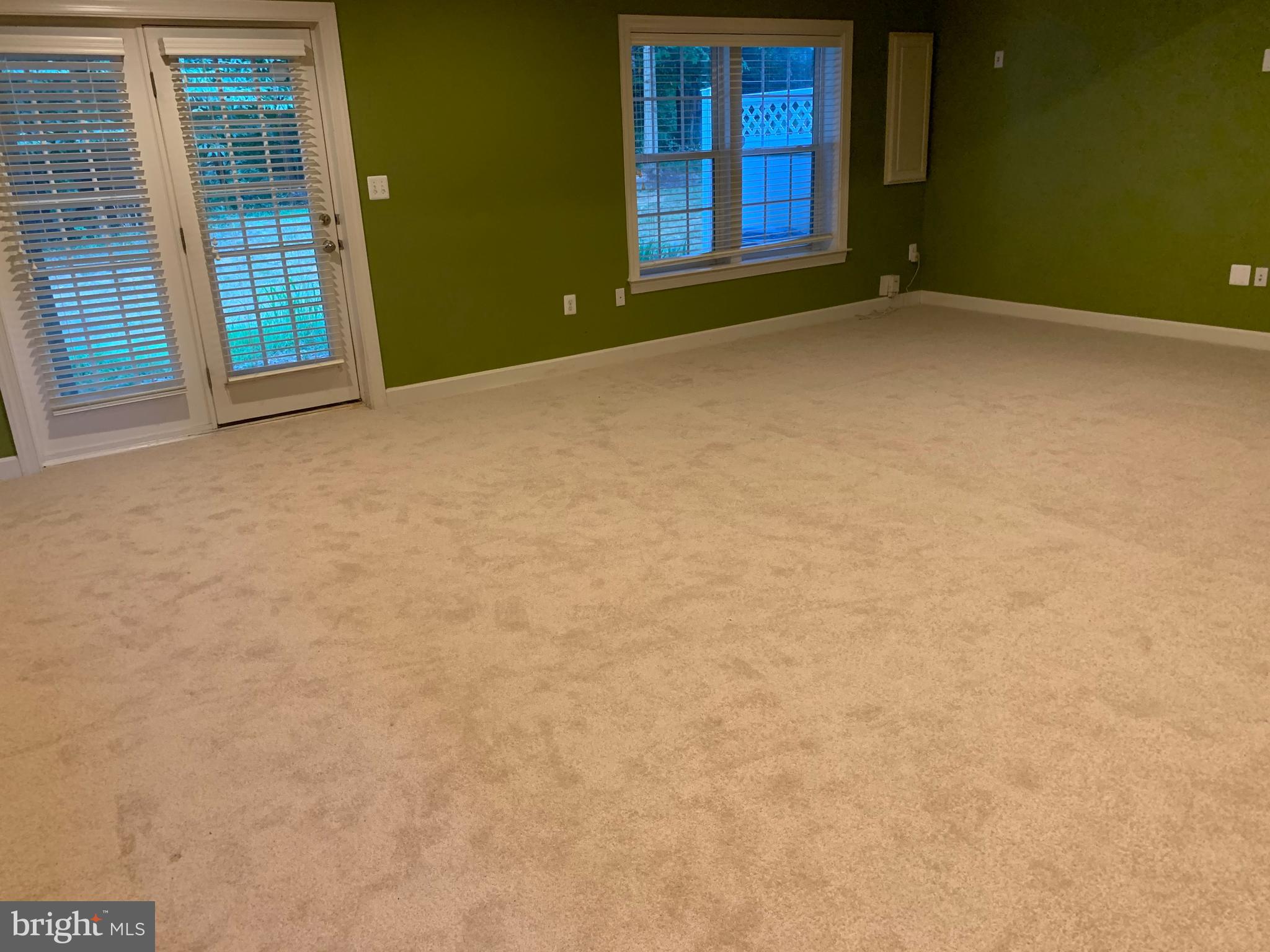 MONTGOMERY WHITE OAK - Residential Lease