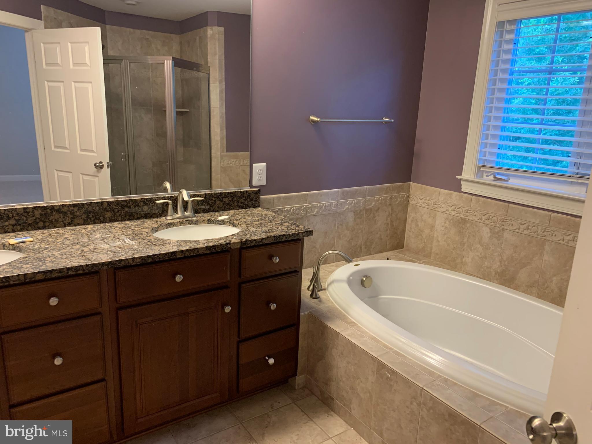 MONTGOMERY WHITE OAK - Residential Lease