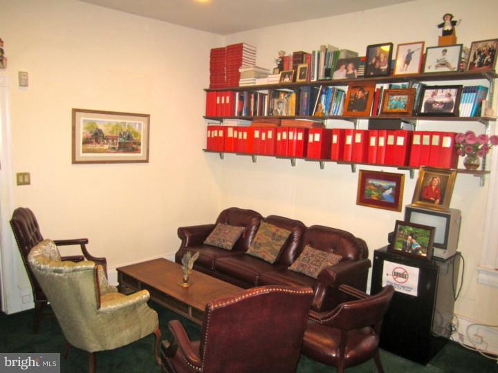 RITTENHOUSE SQUARE - Commercial Sale