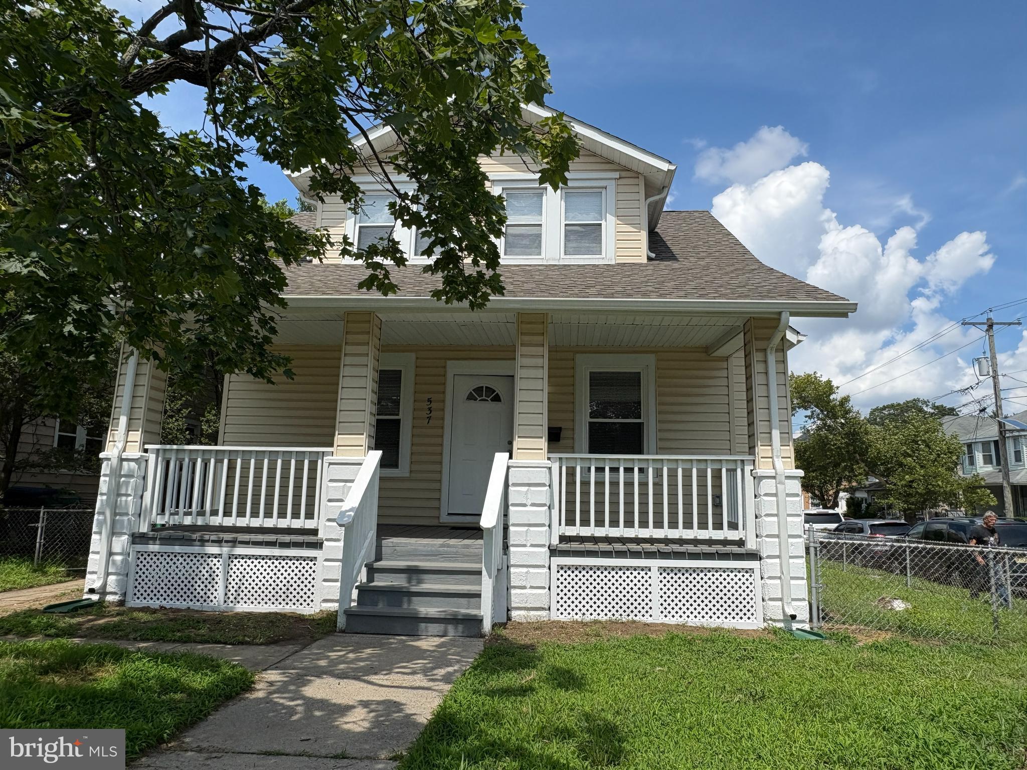 537 BRIDGEBORO STREET