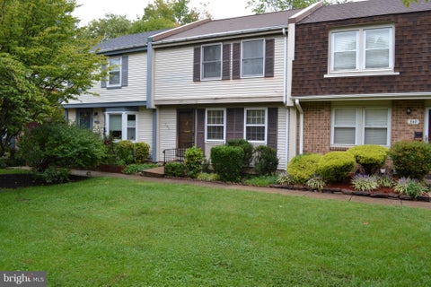 Photo of 345 James Street, FALLS CHURCH, VA 22046 (MLS # VAFA2004262)